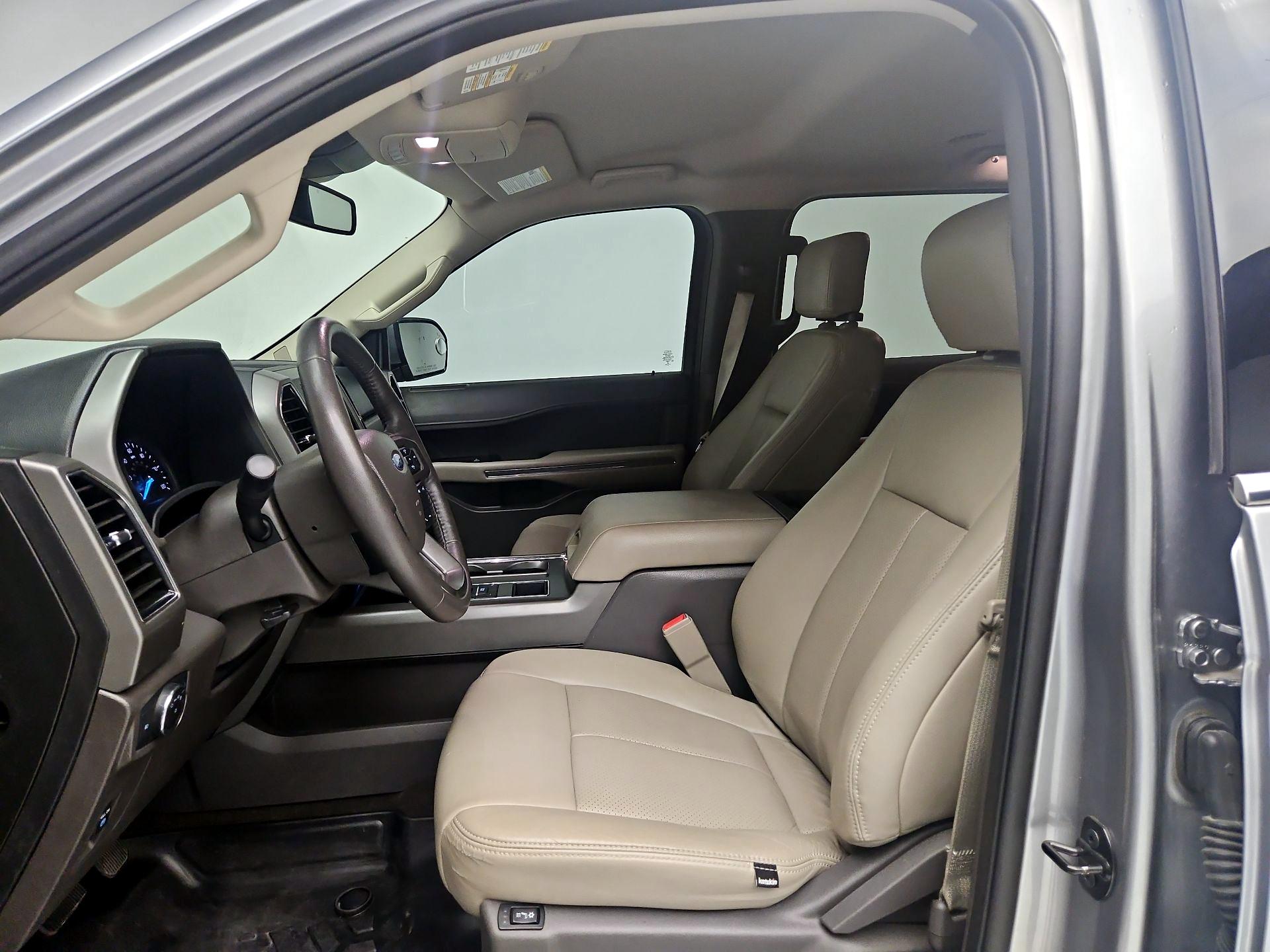 Thumbnail: 2020 Ford Expedition - 11