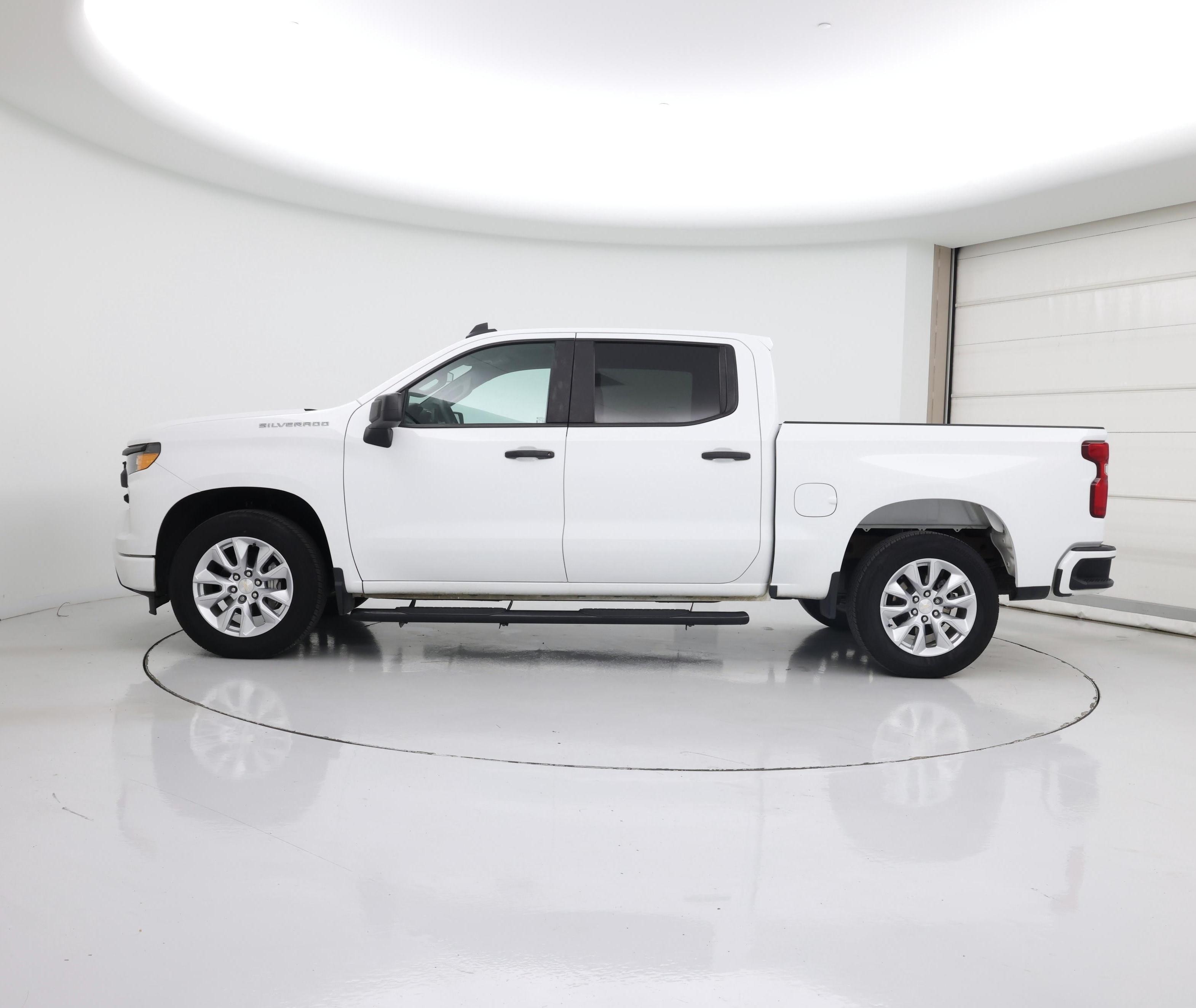 Thumbnail: 2023 Chevrolet Silverado 1500 - 3