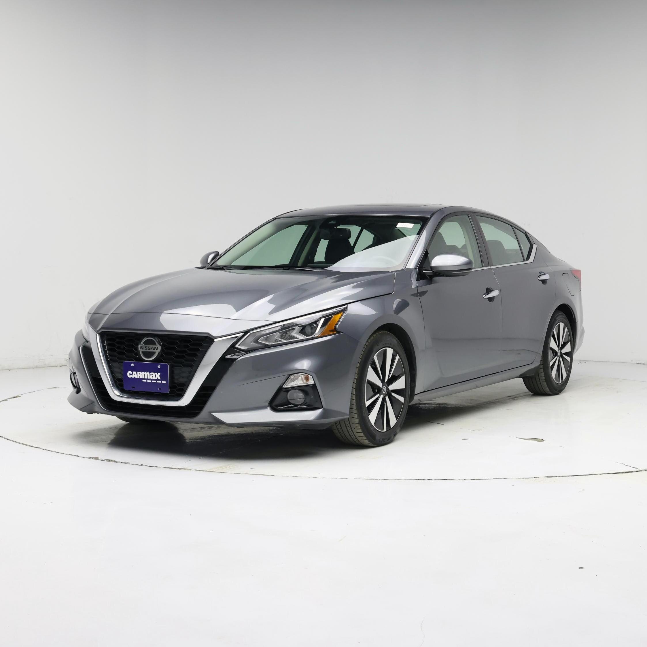 Thumbnail: 2020 Nissan Altima - 4