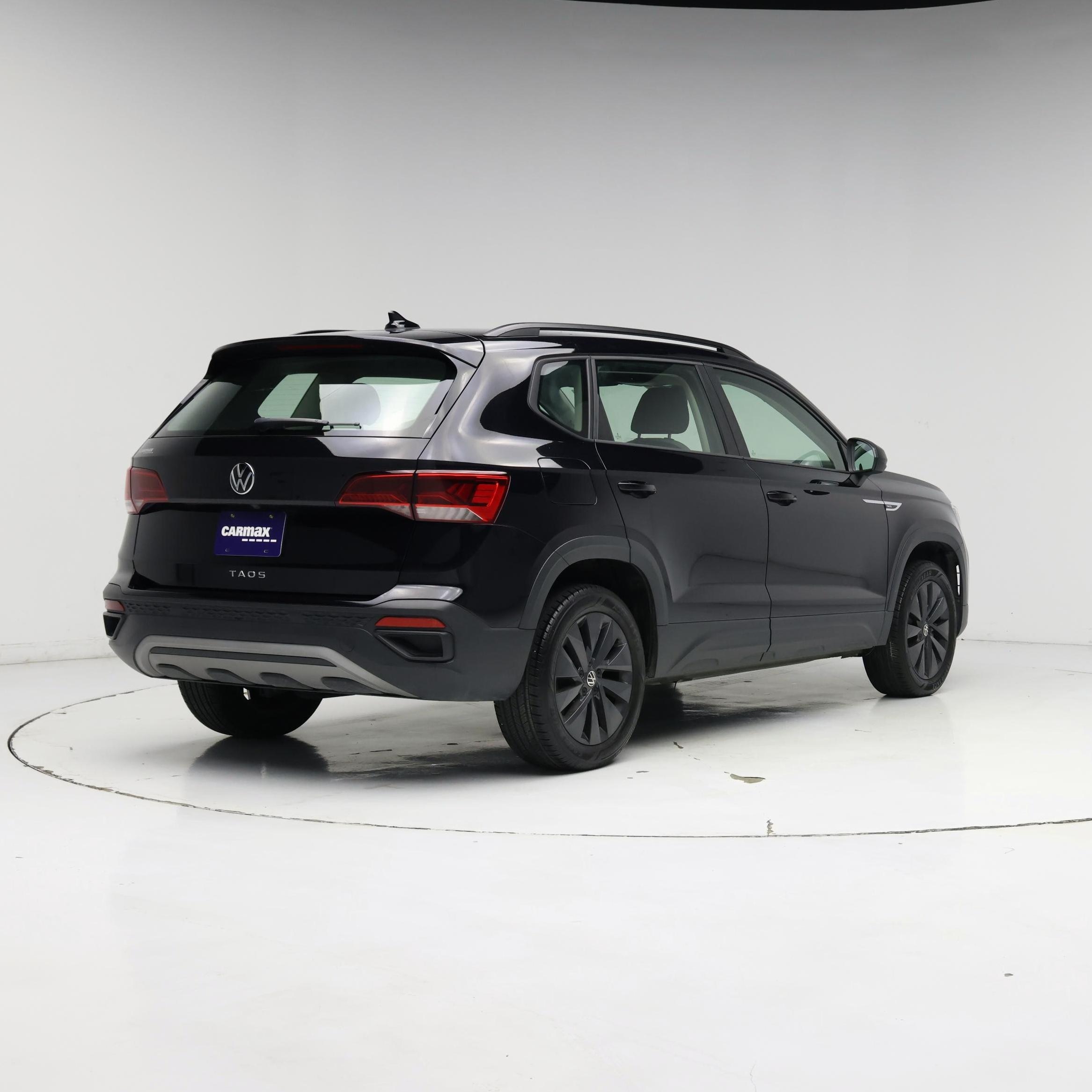 Thumbnail: 2023 Volkswagen Taos - 8