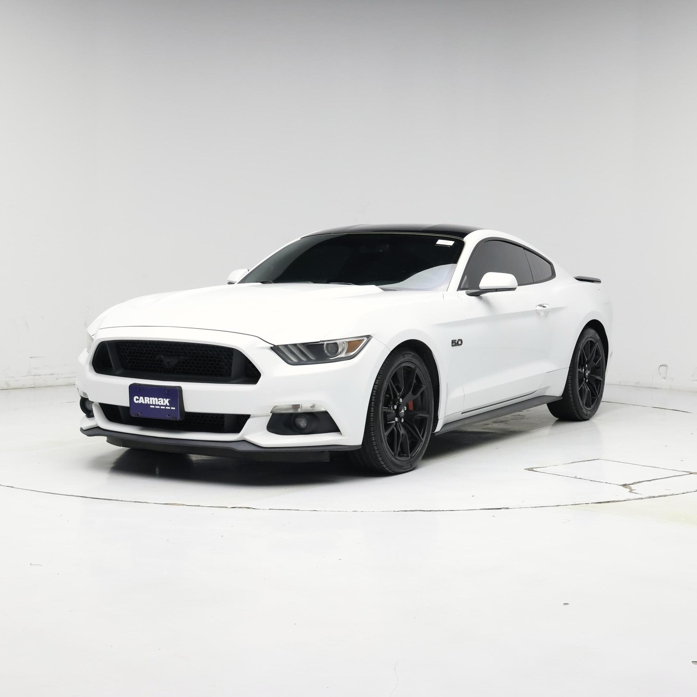 Thumbnail: 2017 Ford Mustang - 4