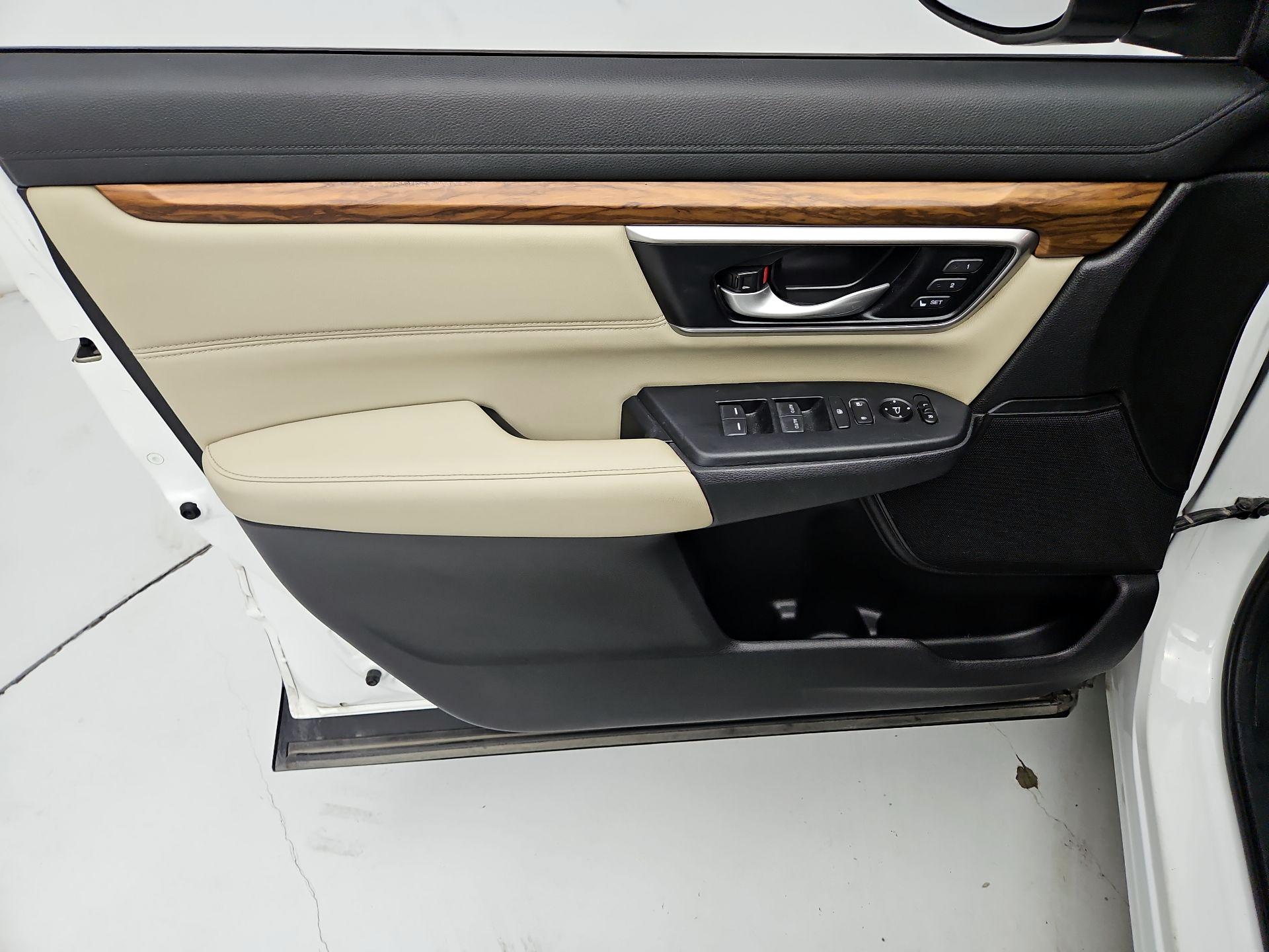 Thumbnail: 2020 Honda CR-V - 12