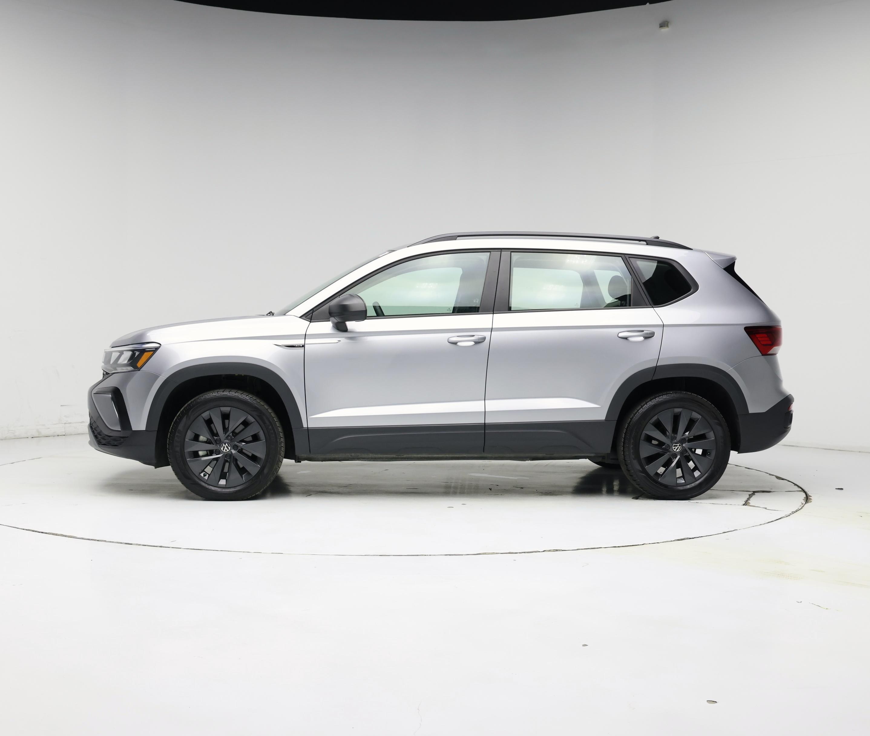 Thumbnail: 2024 Volkswagen Taos - 3
