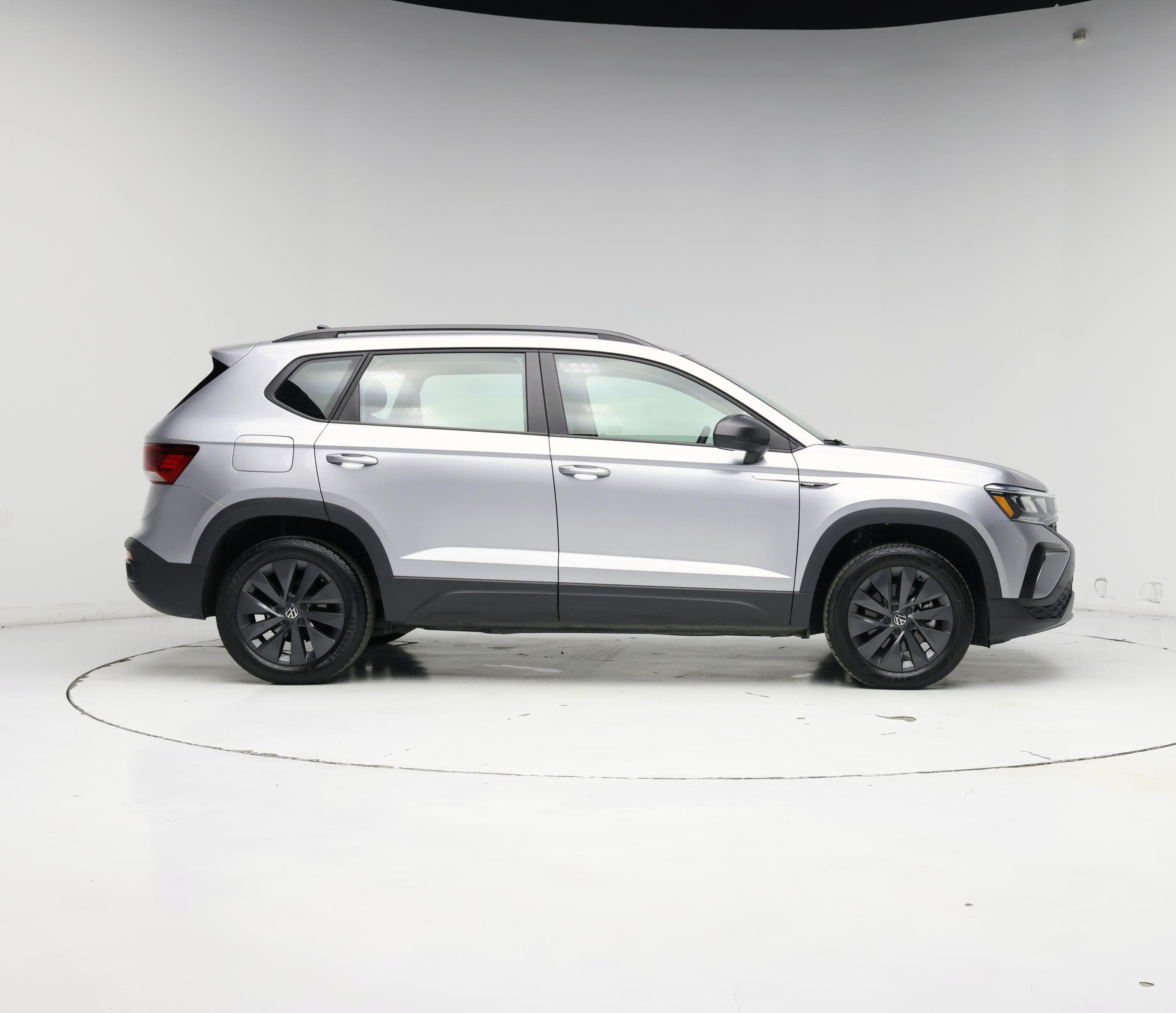 Thumbnail: 2024 Volkswagen Taos - 7