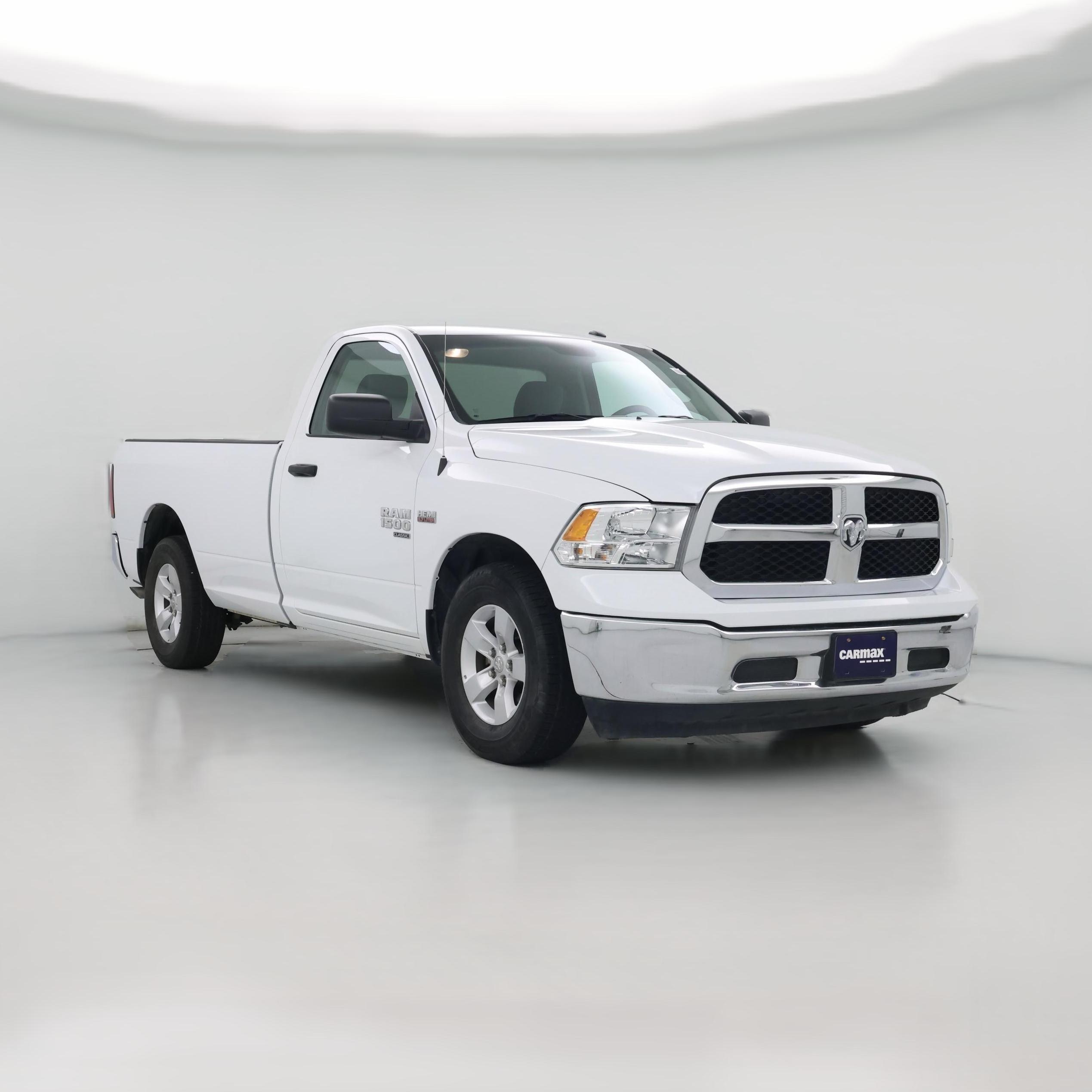 Thumbnail: 2021 RAM 1500 Classic - 1
