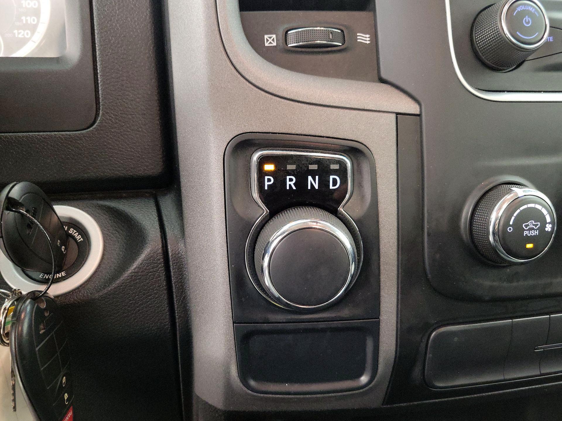 Thumbnail: 2021 RAM 1500 Classic - 17