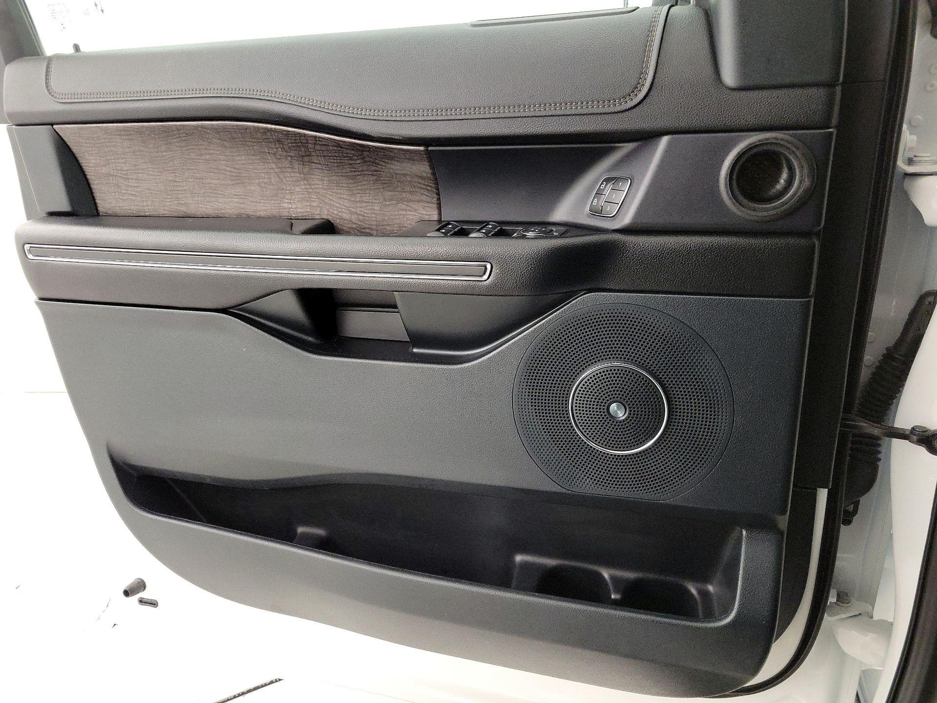 Thumbnail: 2021 Ford Expedition - 12