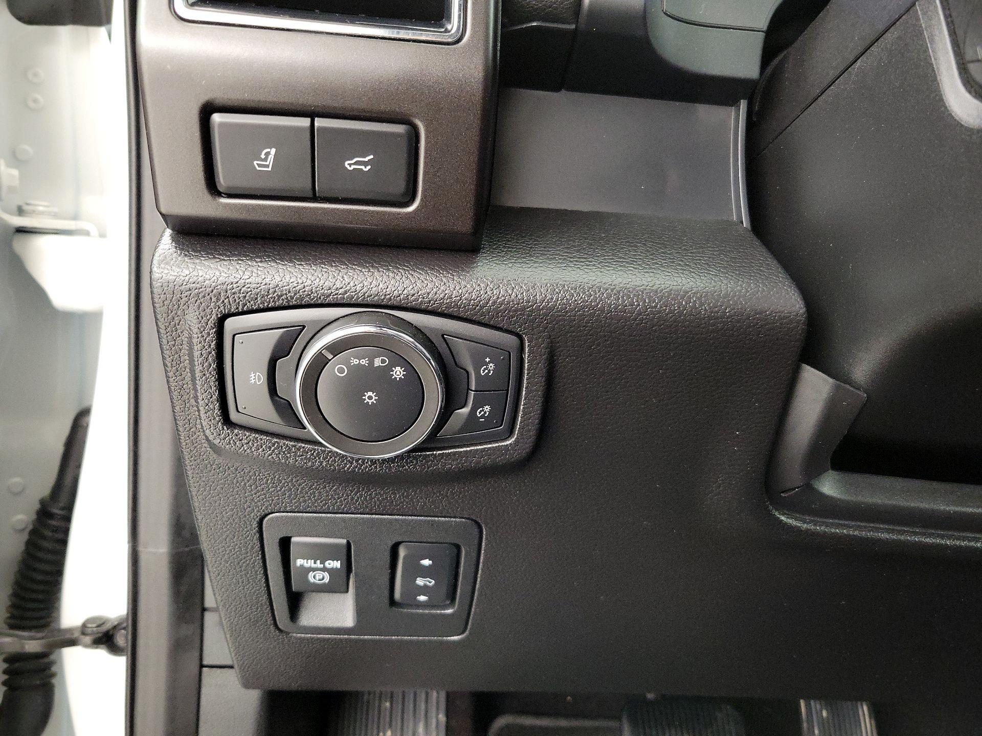 Thumbnail: 2021 Ford Expedition - 13