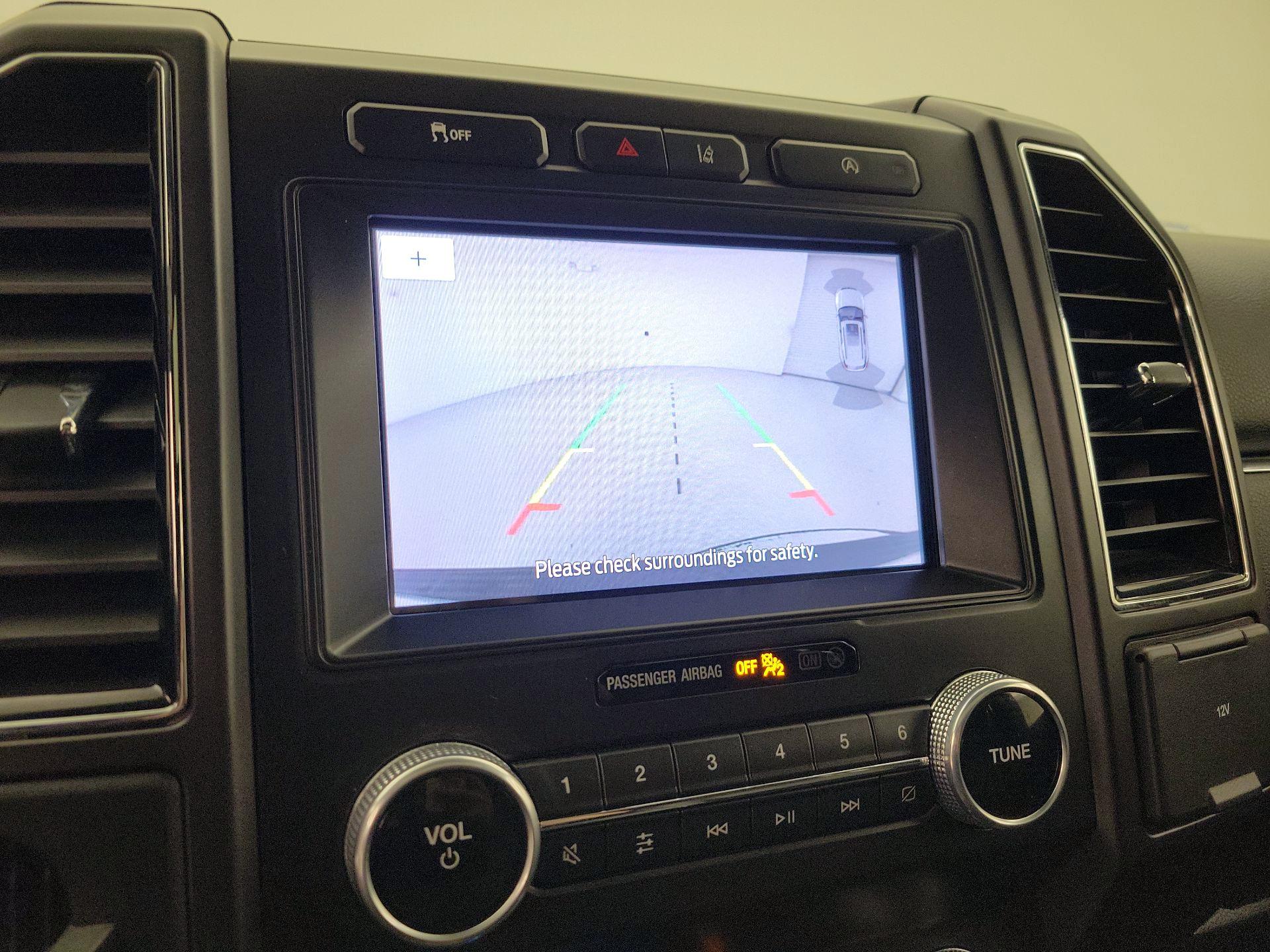 Thumbnail: 2021 Ford Expedition - 14