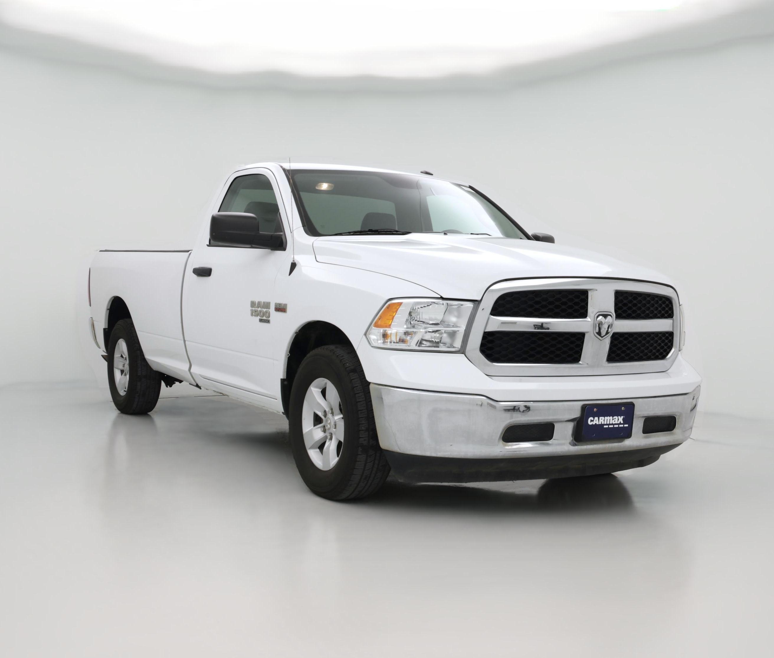 Thumbnail: 2021 RAM 1500 Classic - 1