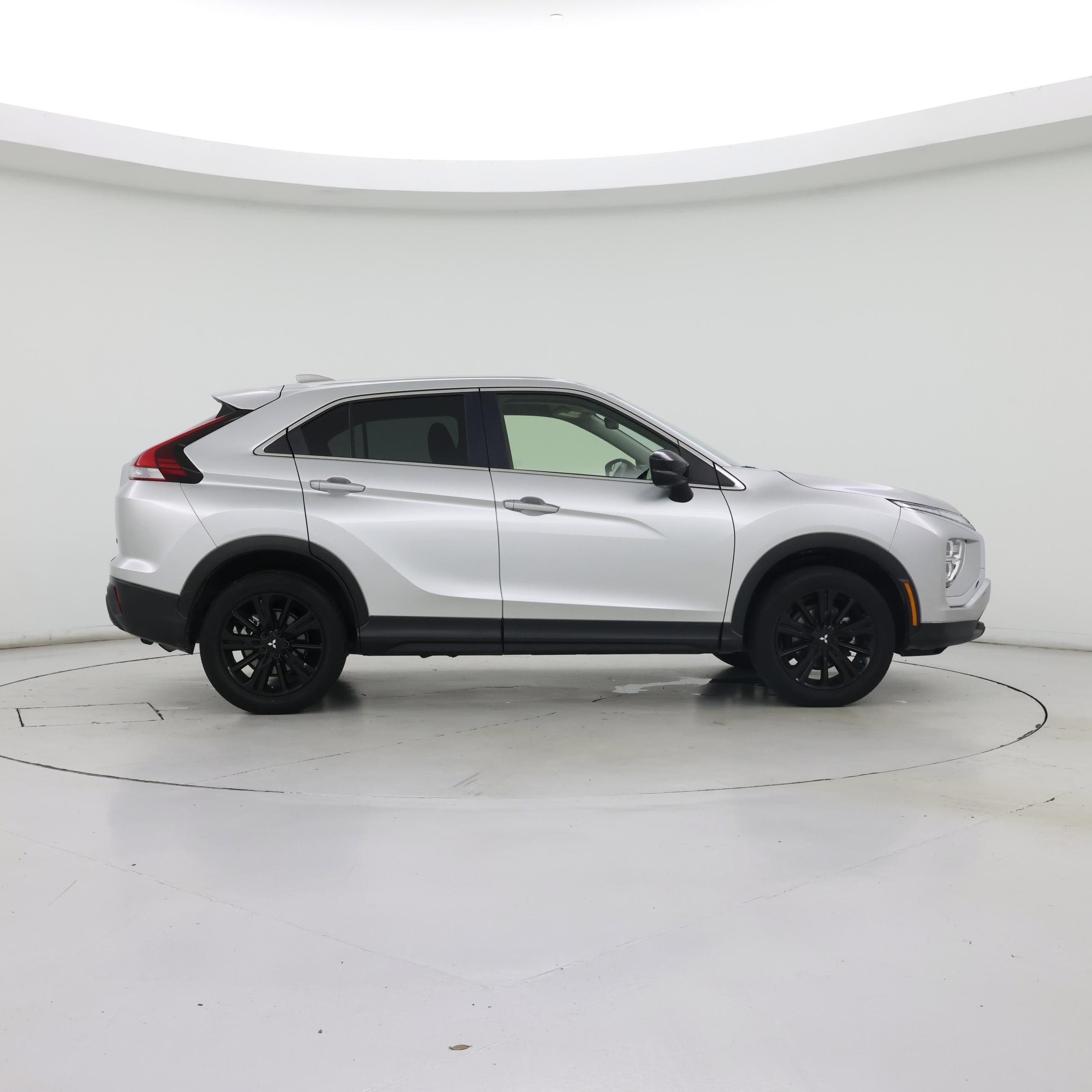Thumbnail: 2023 Mitsubishi Eclipse Cross - 7