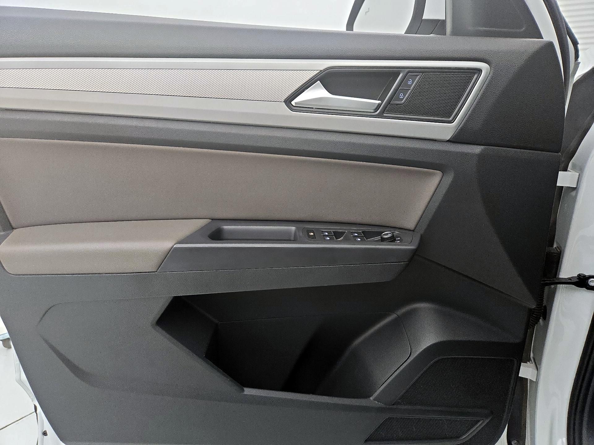 Thumbnail: 2021 Volkswagen Atlas - 12