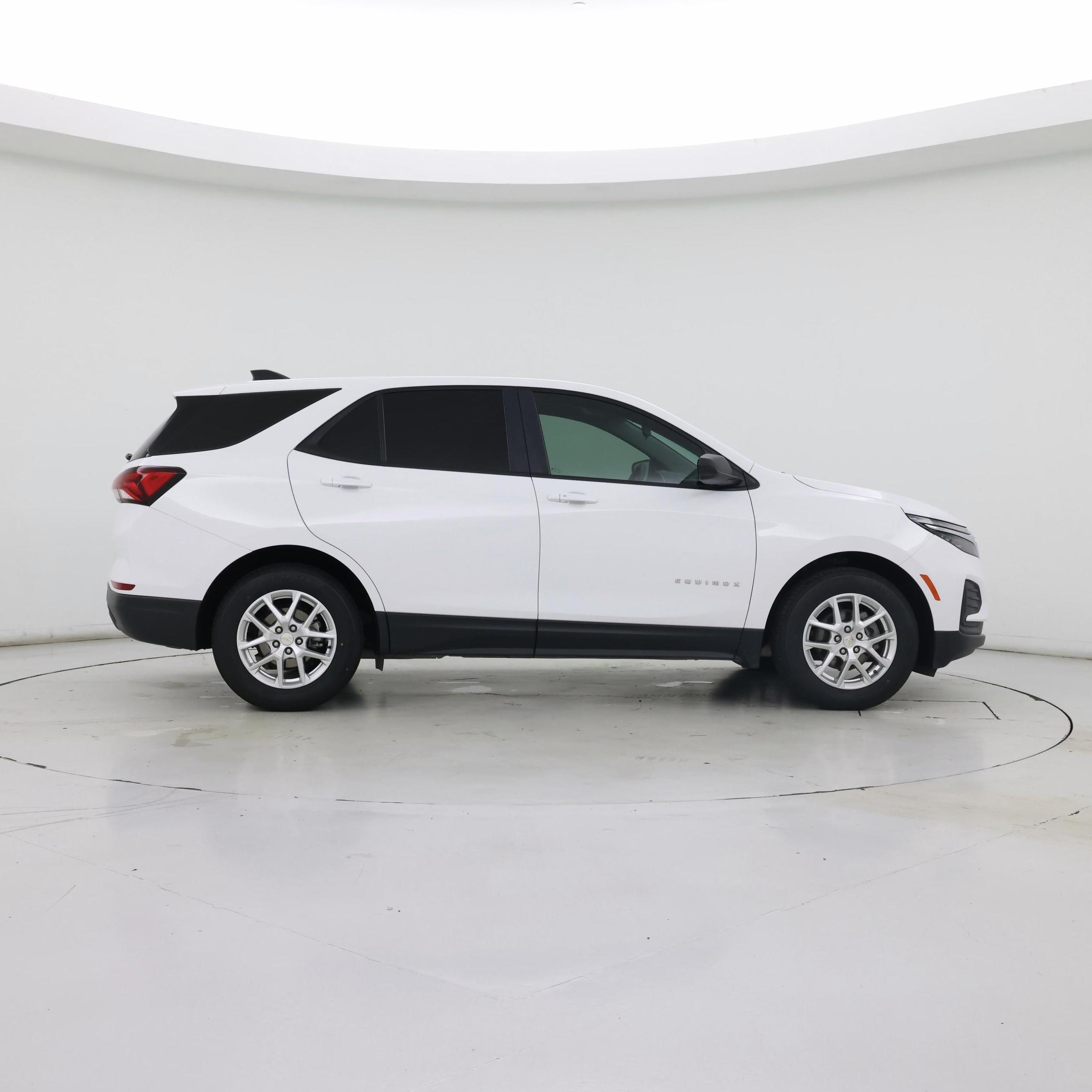 Thumbnail: 2022 Chevrolet Equinox - 7