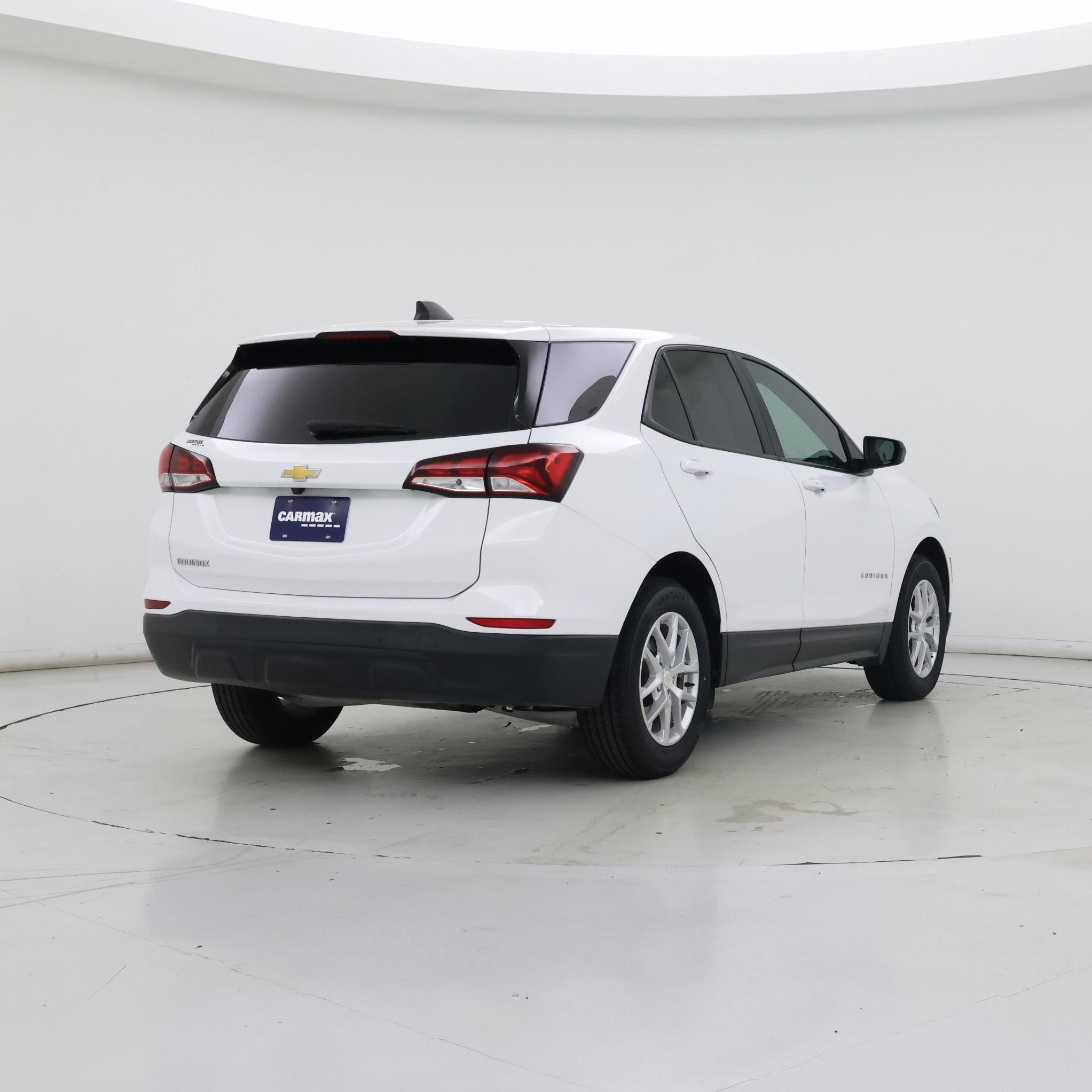 Thumbnail: 2022 Chevrolet Equinox - 8
