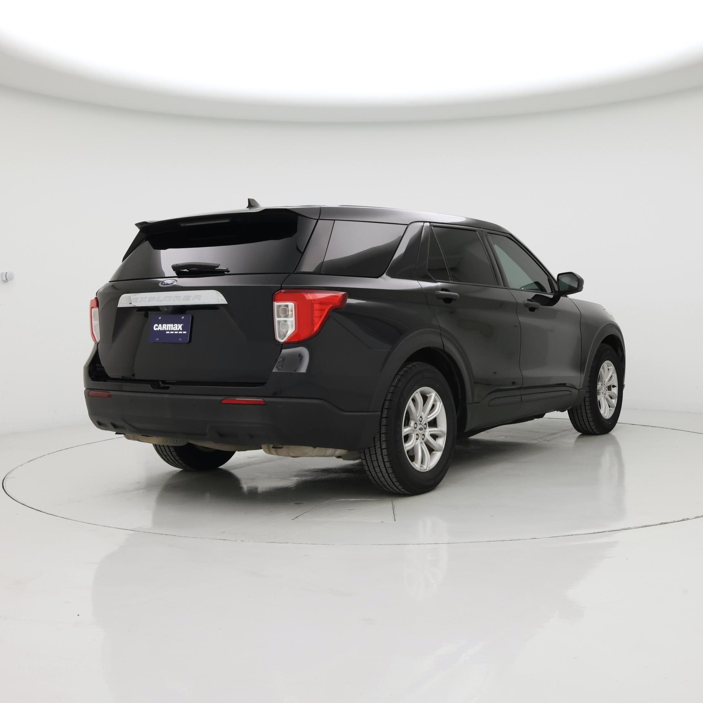Thumbnail: 2021 Ford Explorer - 8