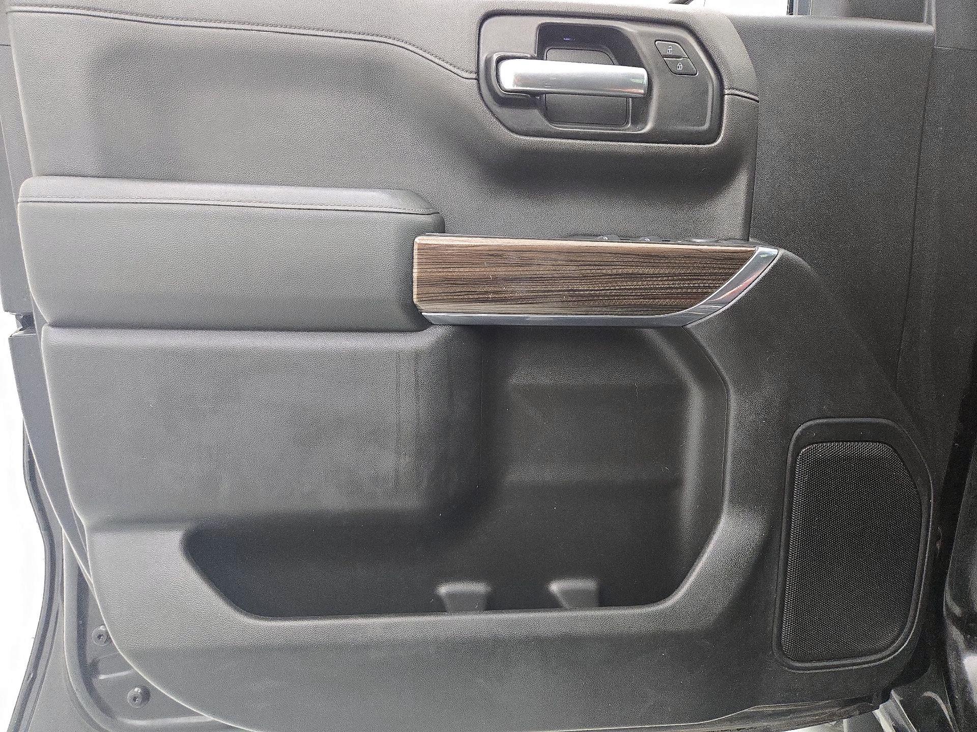 Thumbnail: 2020 Chevrolet Silverado 1500 - 12