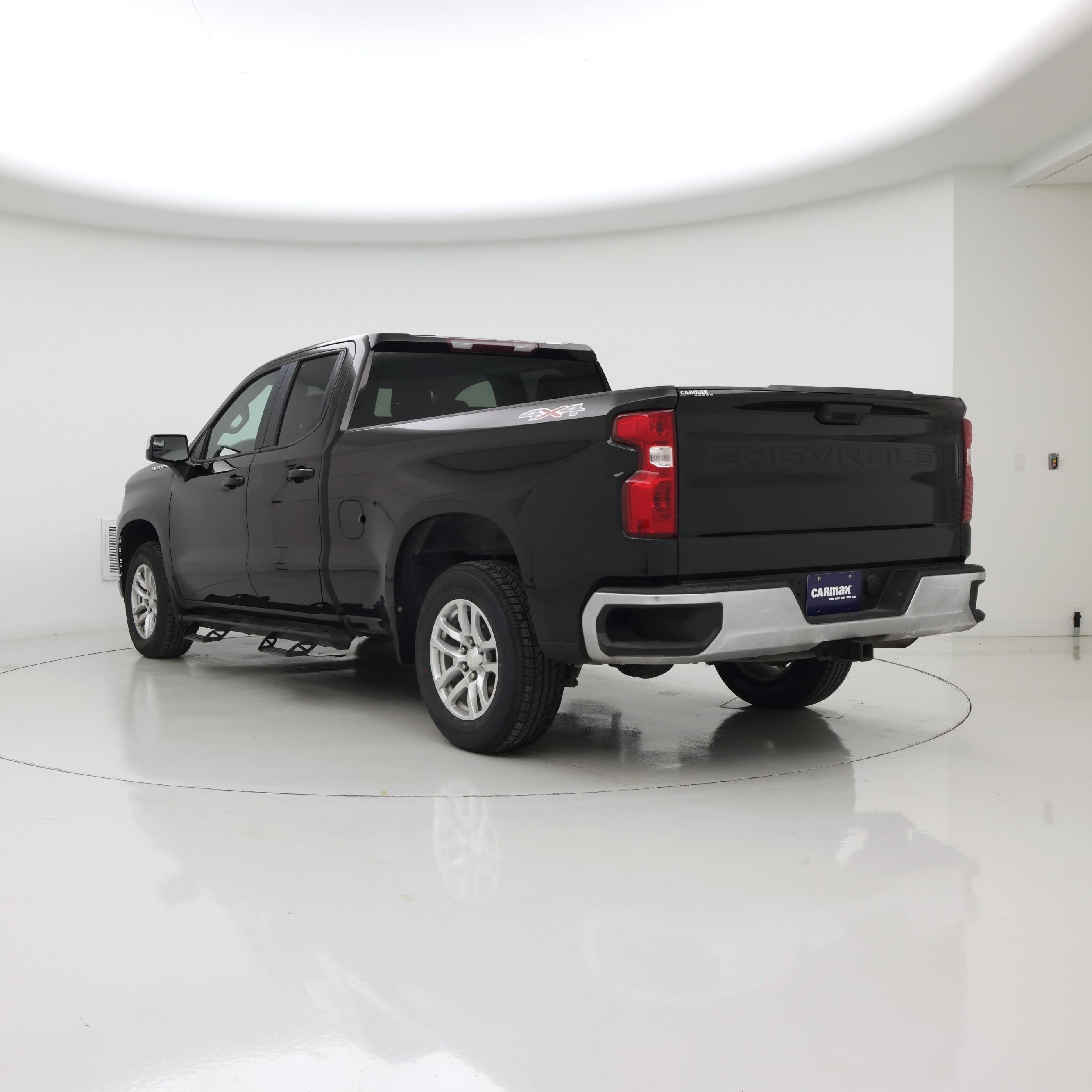 Thumbnail: 2020 Chevrolet Silverado 1500 - 2