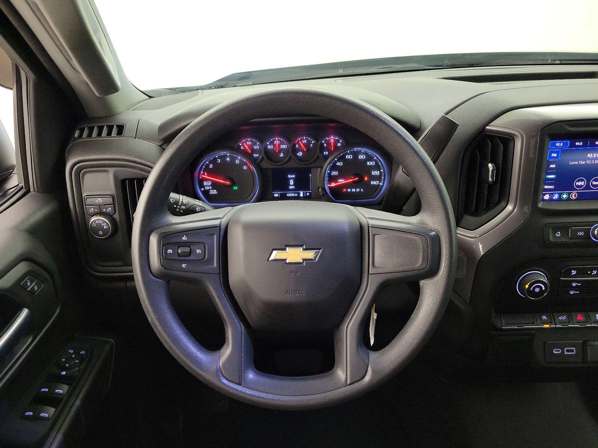 Thumbnail: 2022 Chevrolet Silverado 1500 - 10