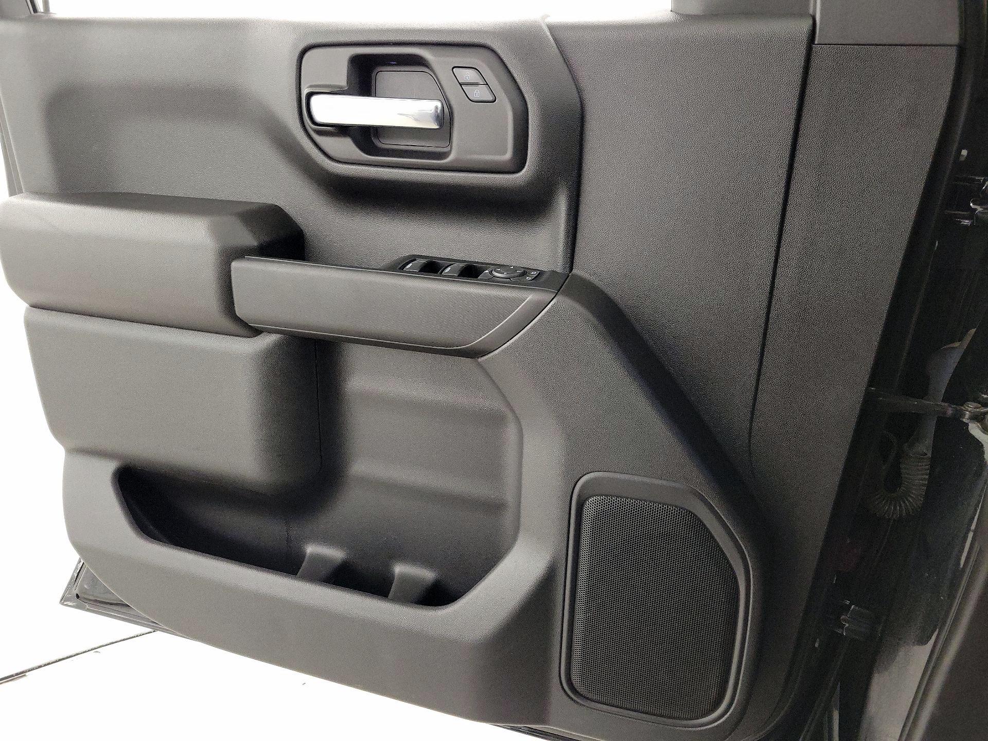 Thumbnail: 2022 Chevrolet Silverado 1500 - 12