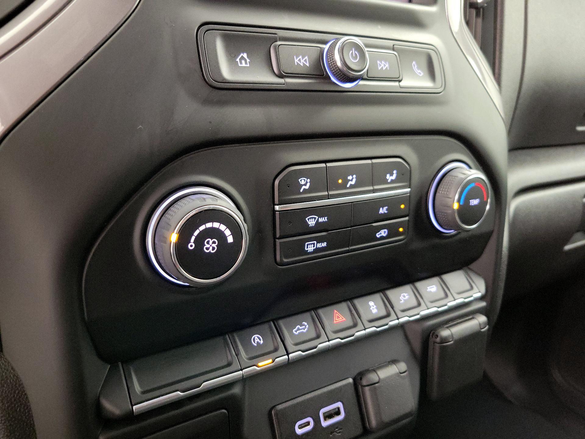 Thumbnail: 2022 Chevrolet Silverado 1500 - 16