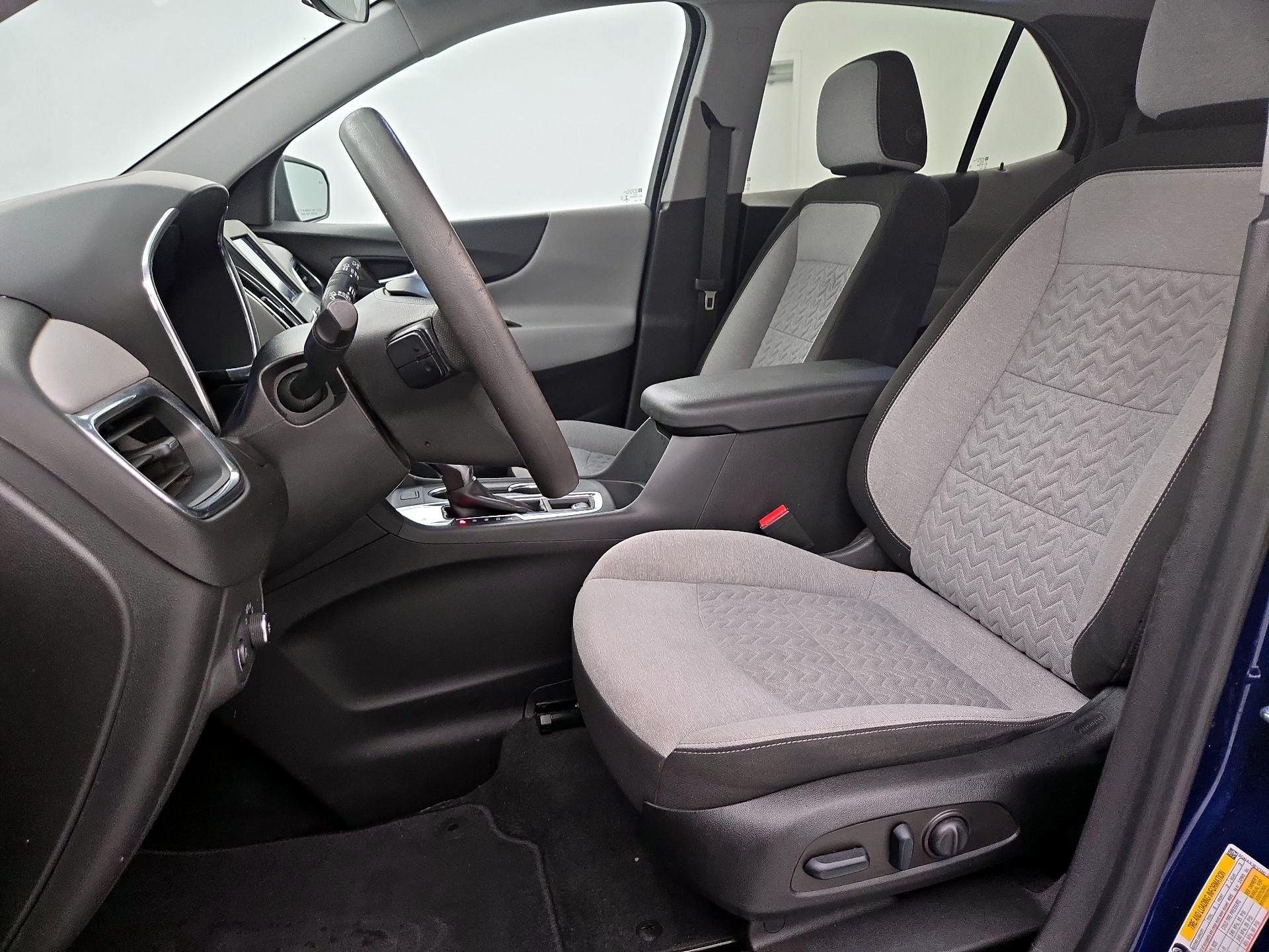 Thumbnail: 2022 Chevrolet Equinox - 11