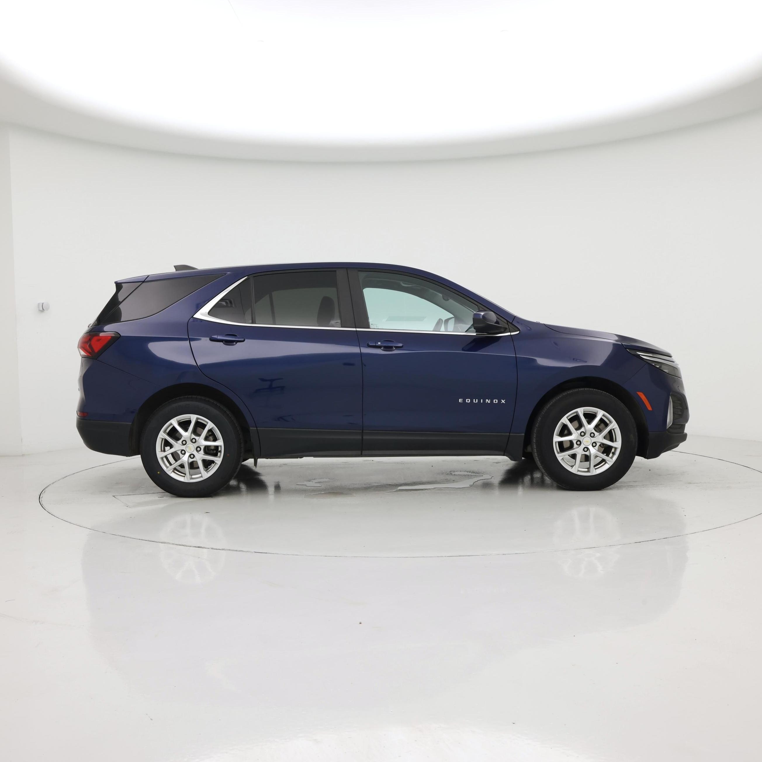 Thumbnail: 2022 Chevrolet Equinox - 7