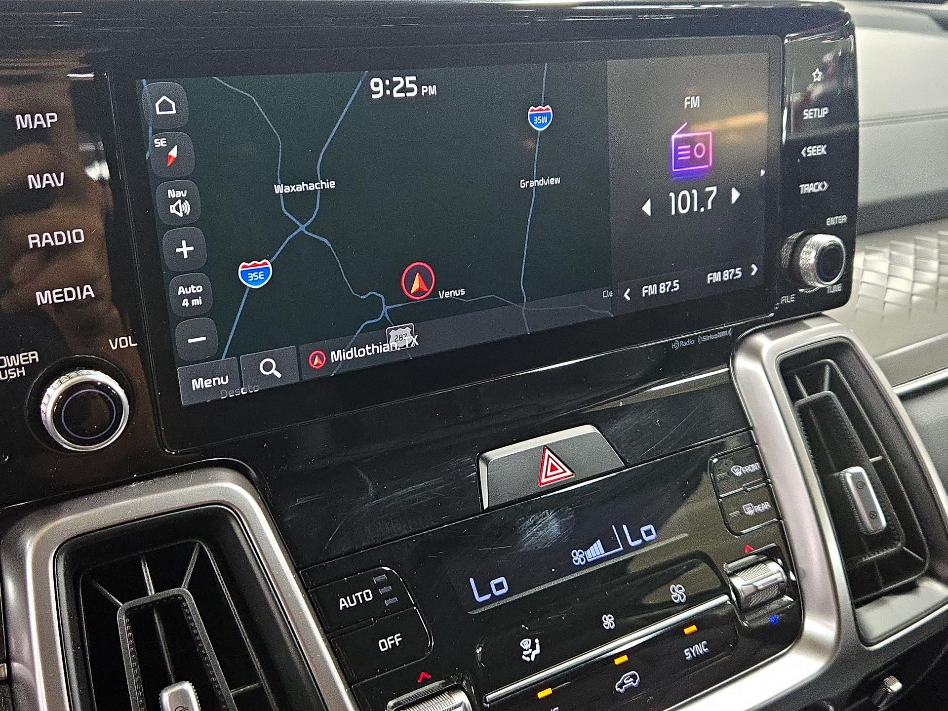 Thumbnail: 2023 Kia Sorento - 14