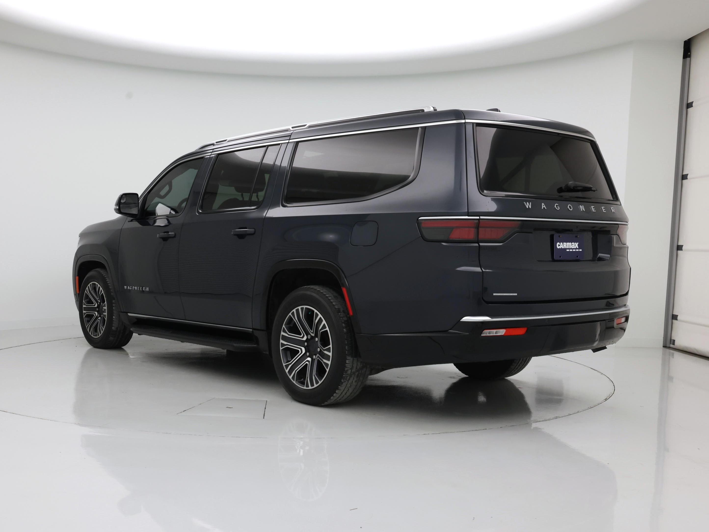 Thumbnail: 2023 Jeep Wagoneer - 2