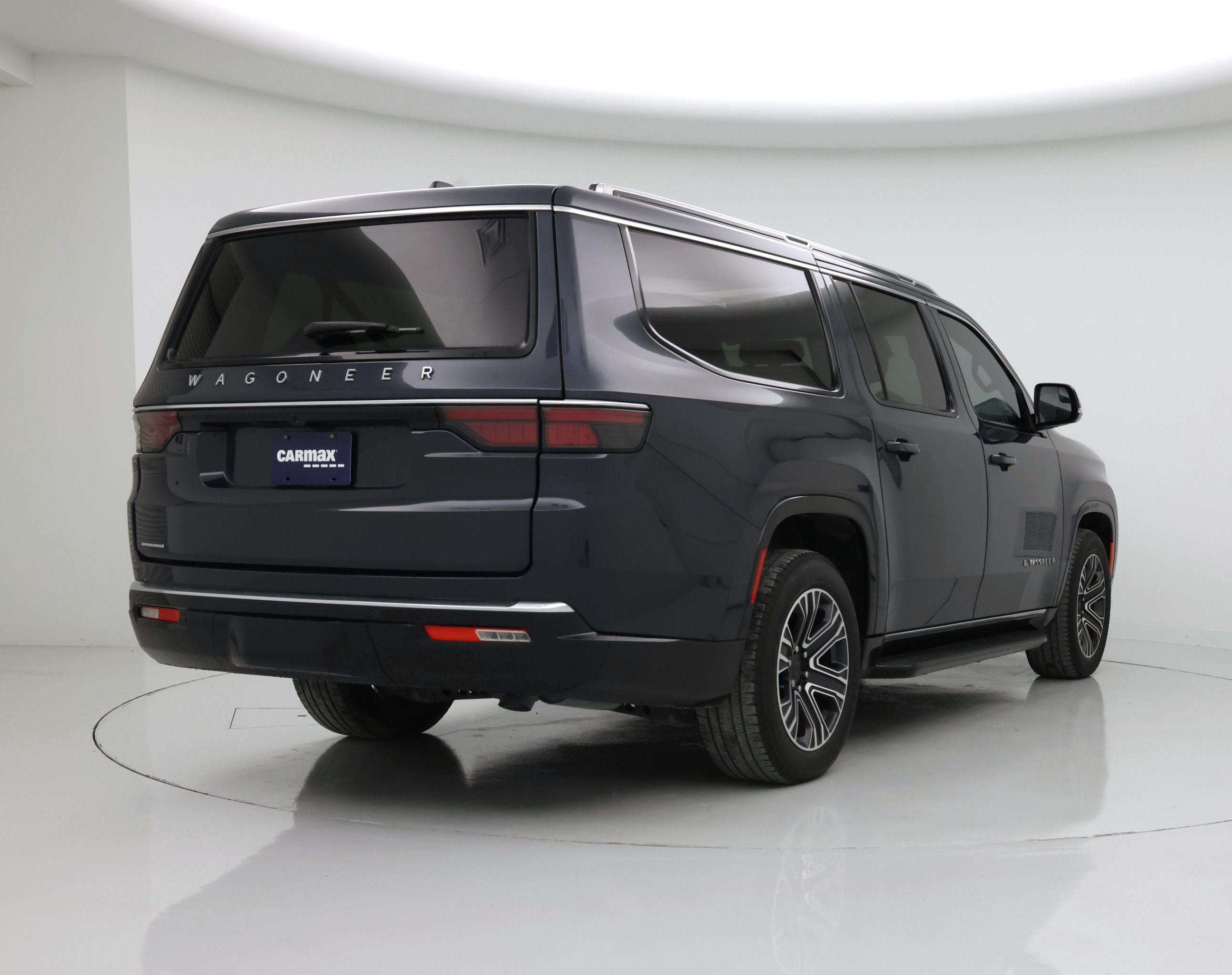 Thumbnail: 2023 Jeep Wagoneer - 8