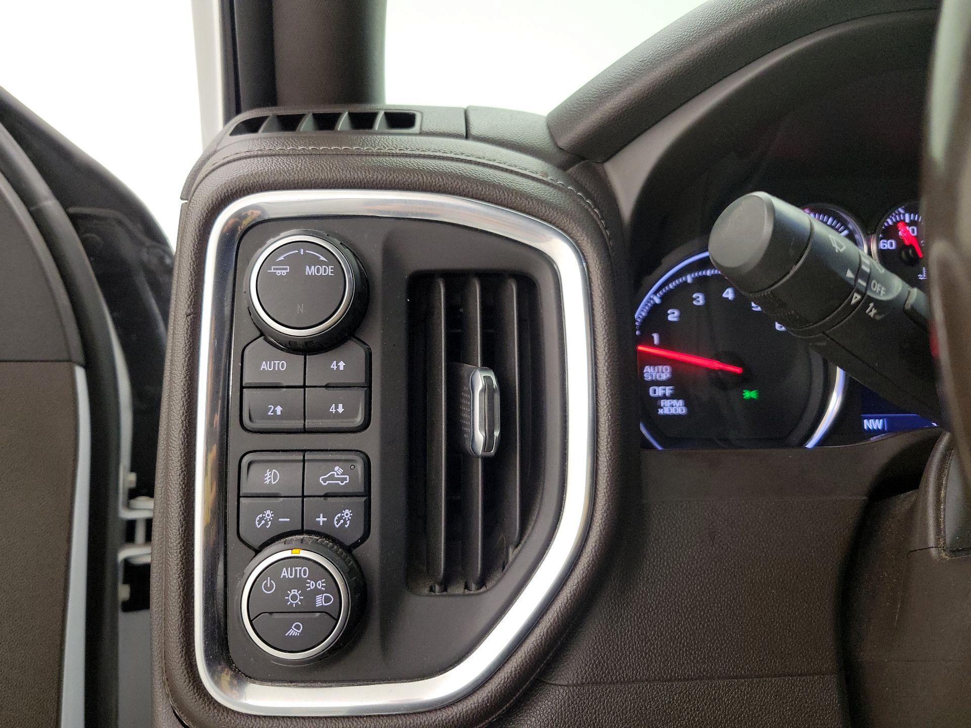 Thumbnail: 2020 Chevrolet Silverado 1500 - 13