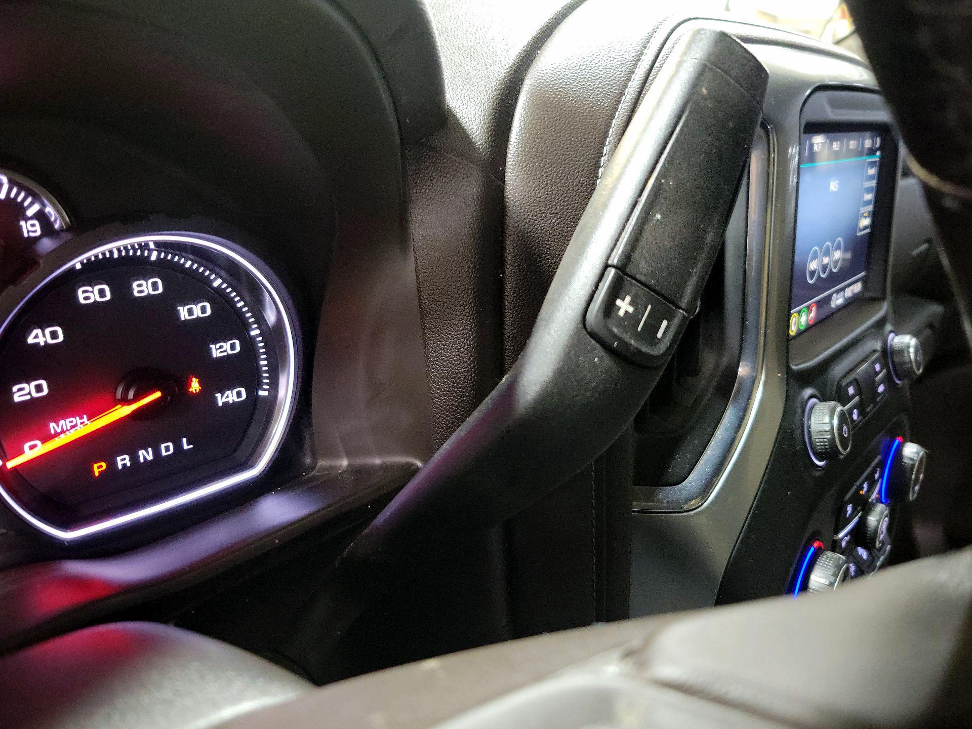 Thumbnail: 2020 Chevrolet Silverado 1500 - 17