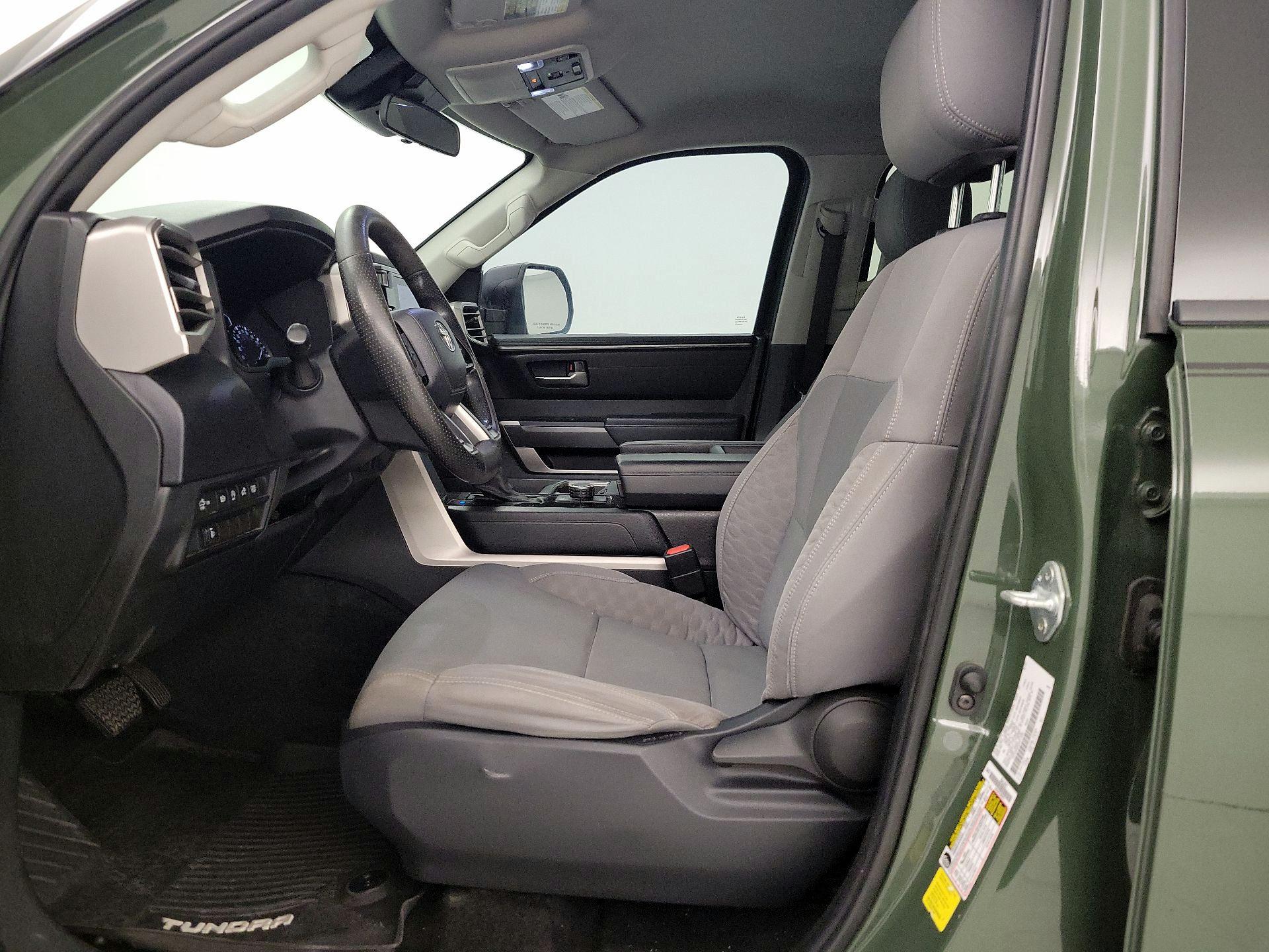Thumbnail: 2022 Toyota Tundra - 11