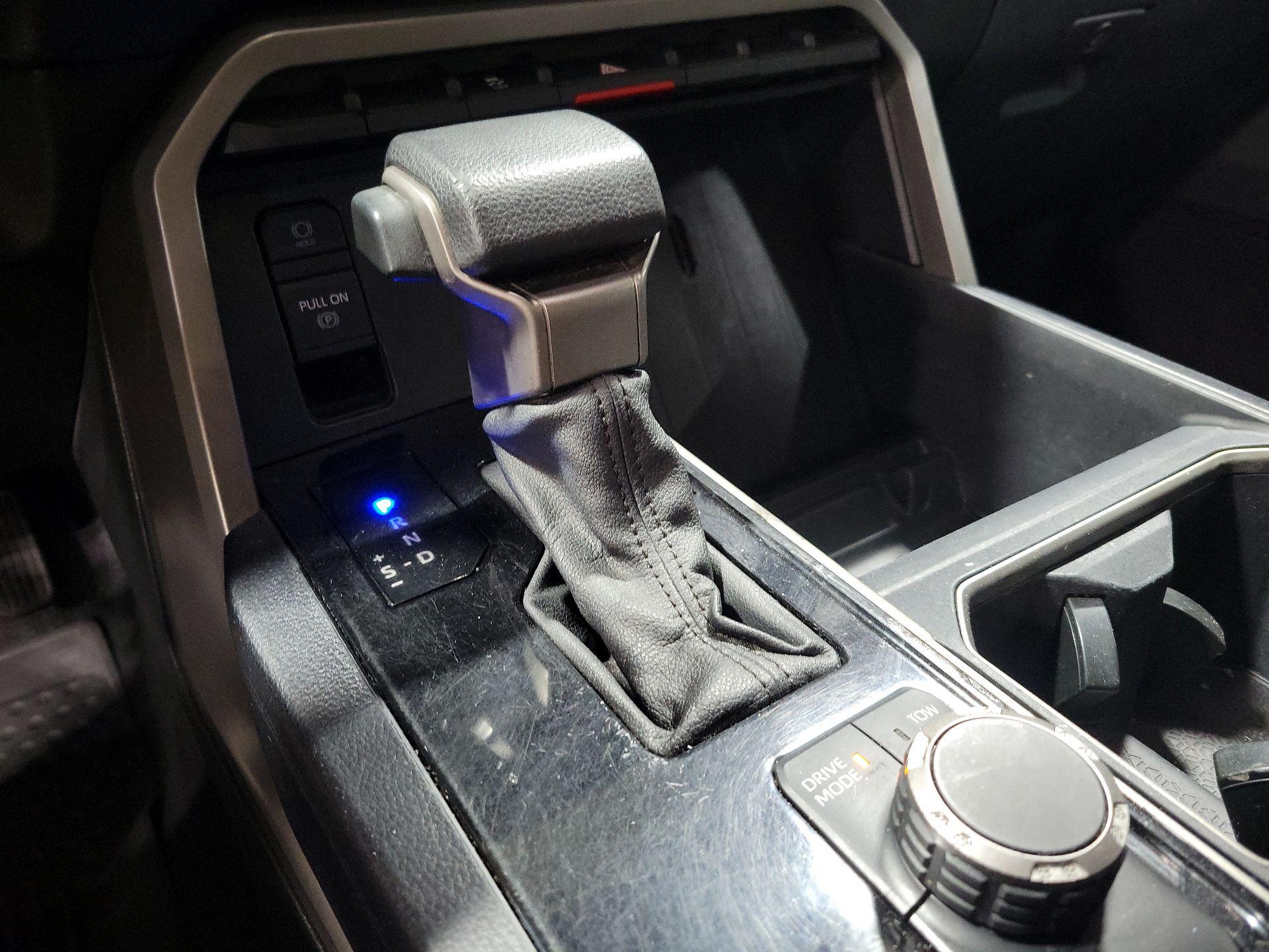Thumbnail: 2022 Toyota Tundra - 17