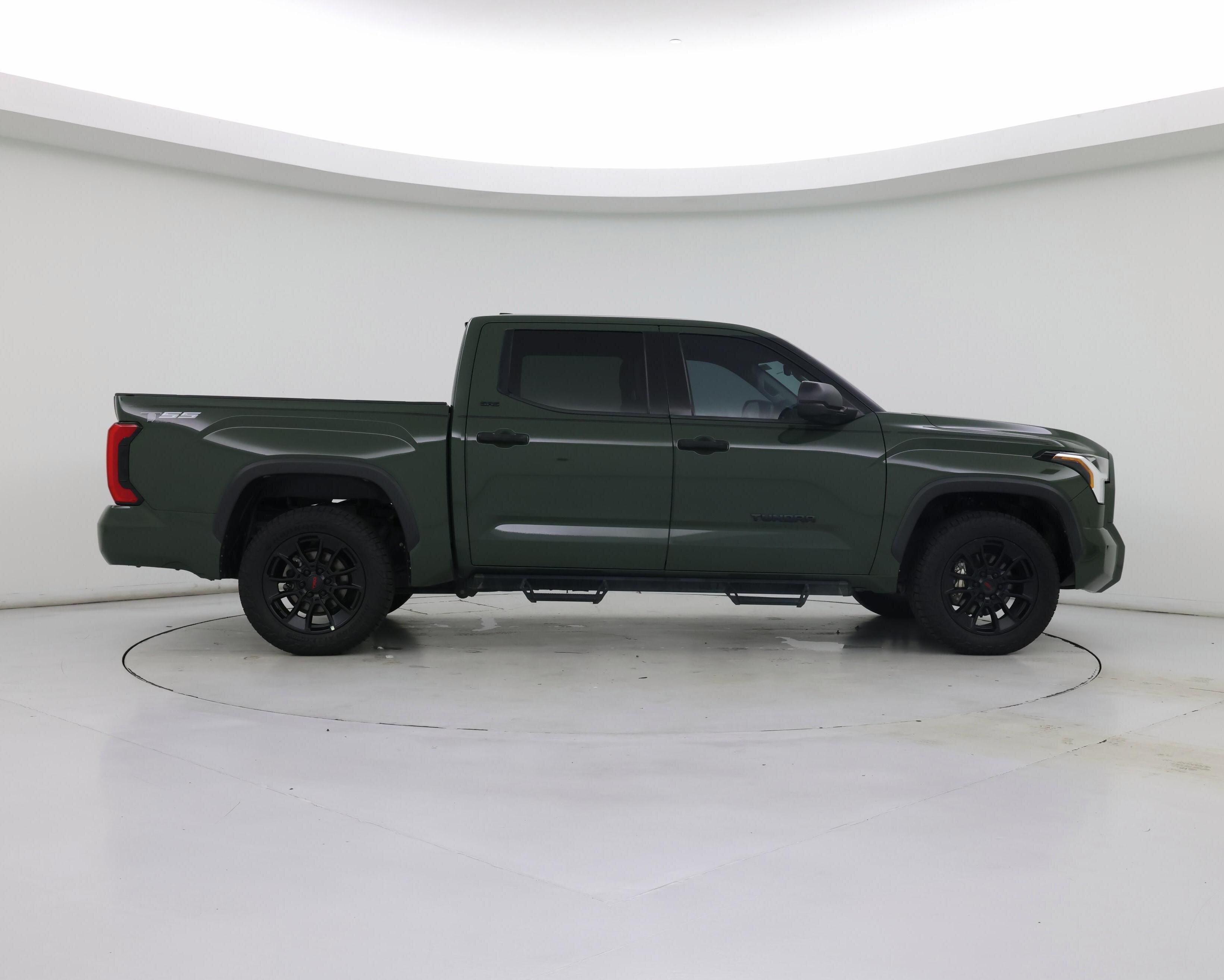 Thumbnail: 2022 Toyota Tundra - 7