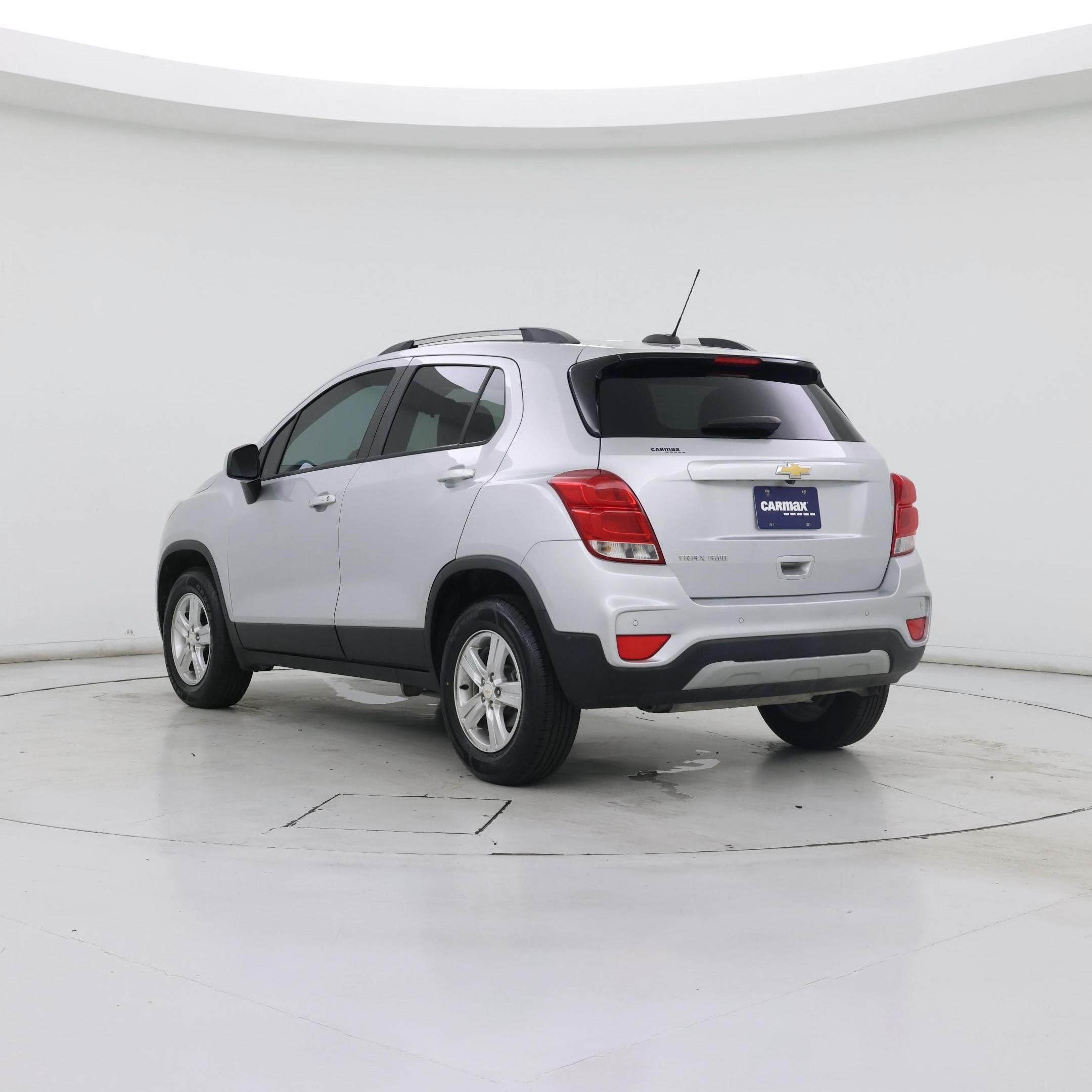 Thumbnail: 2021 Chevrolet Trax - 2