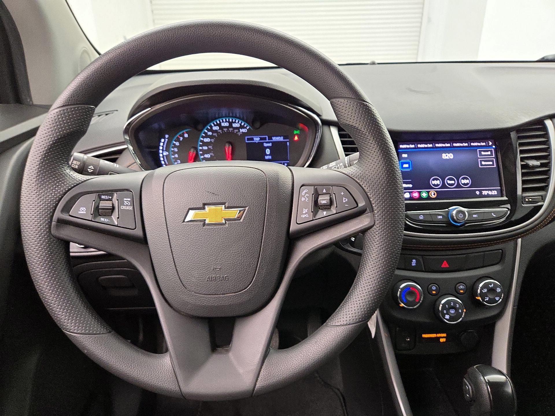 Thumbnail: 2020 Chevrolet Trax - 10