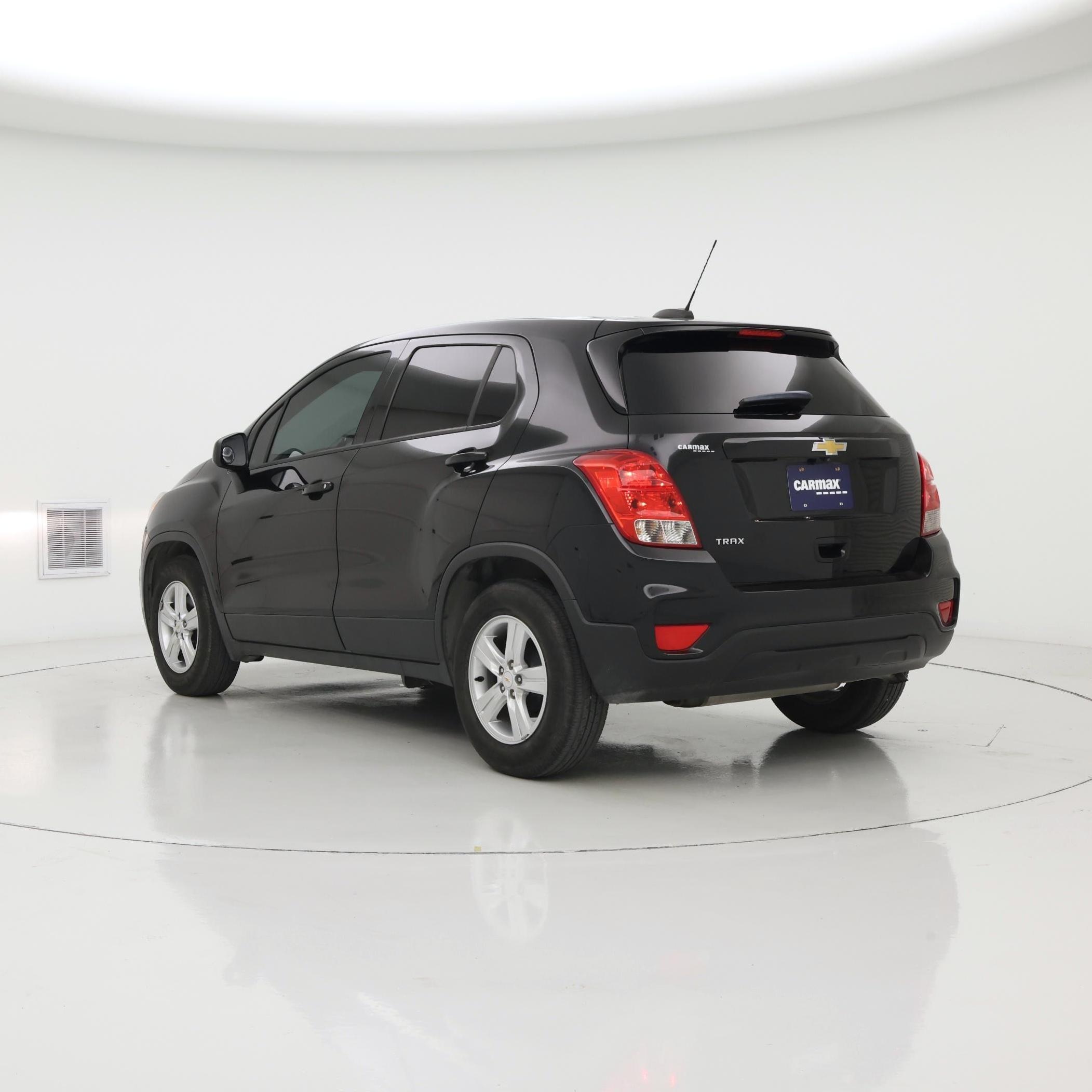 Thumbnail: 2020 Chevrolet Trax - 2