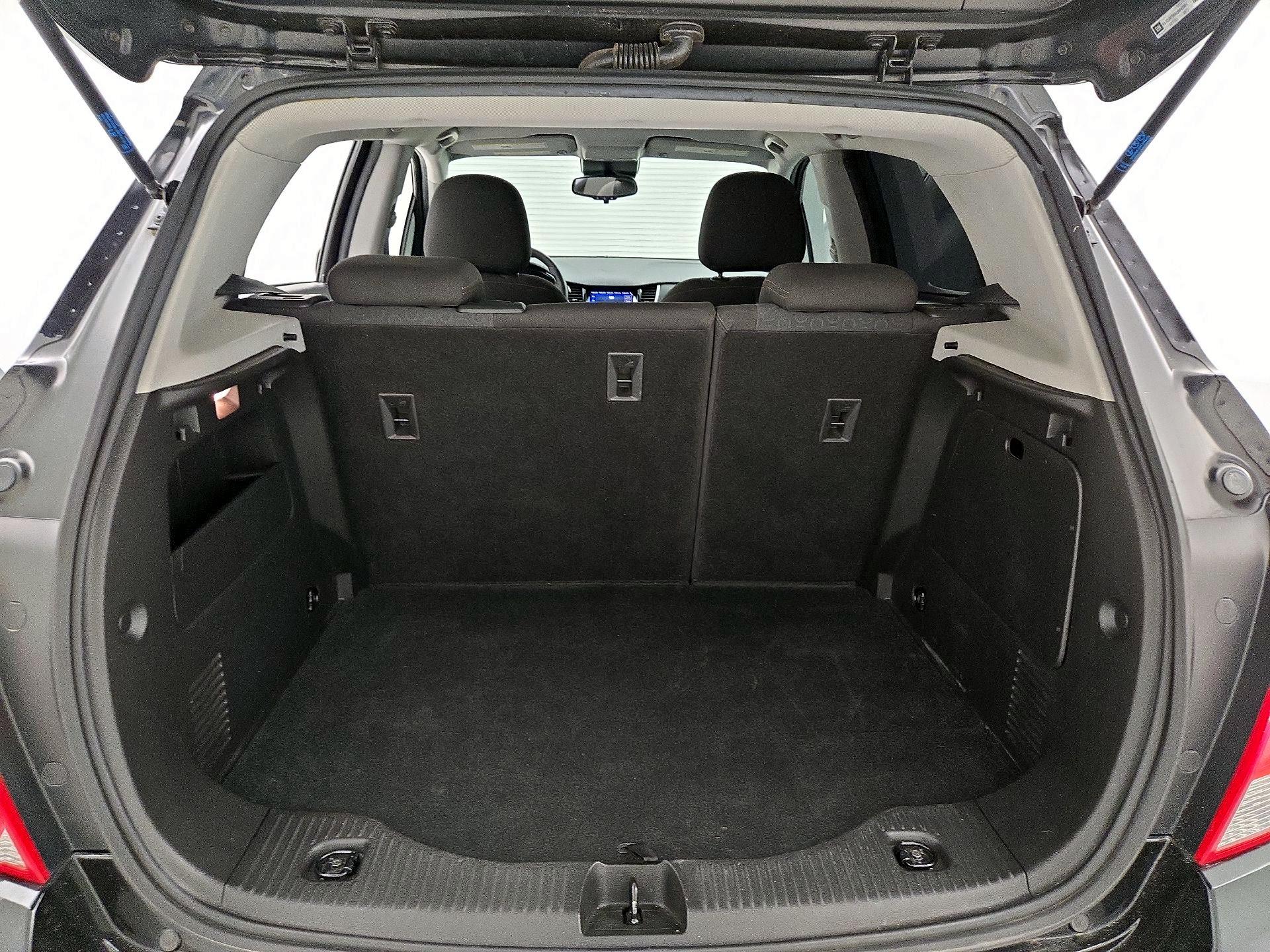 Thumbnail: 2020 Chevrolet Trax - 20