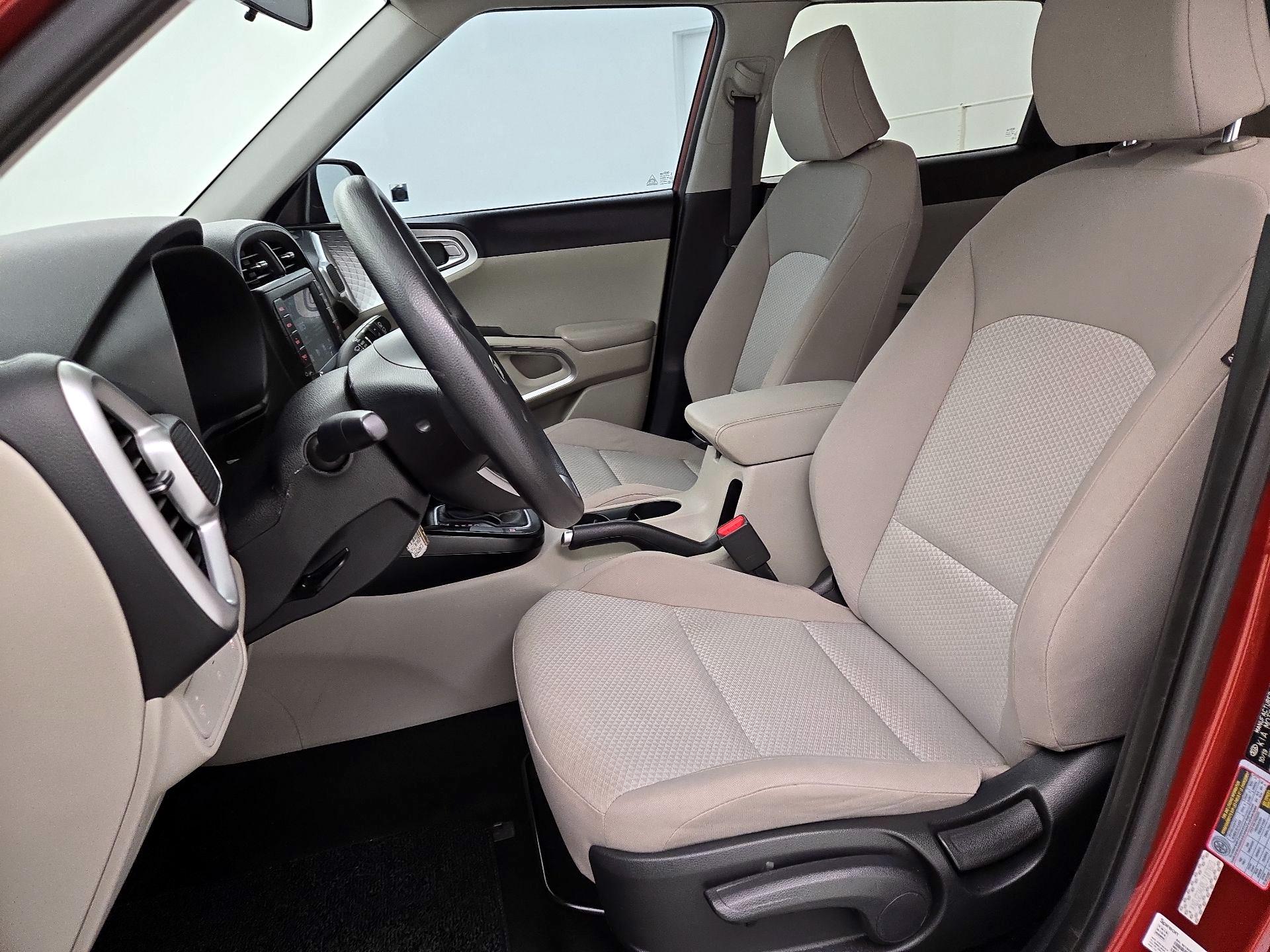 Thumbnail: 2020 Kia Soul - 11