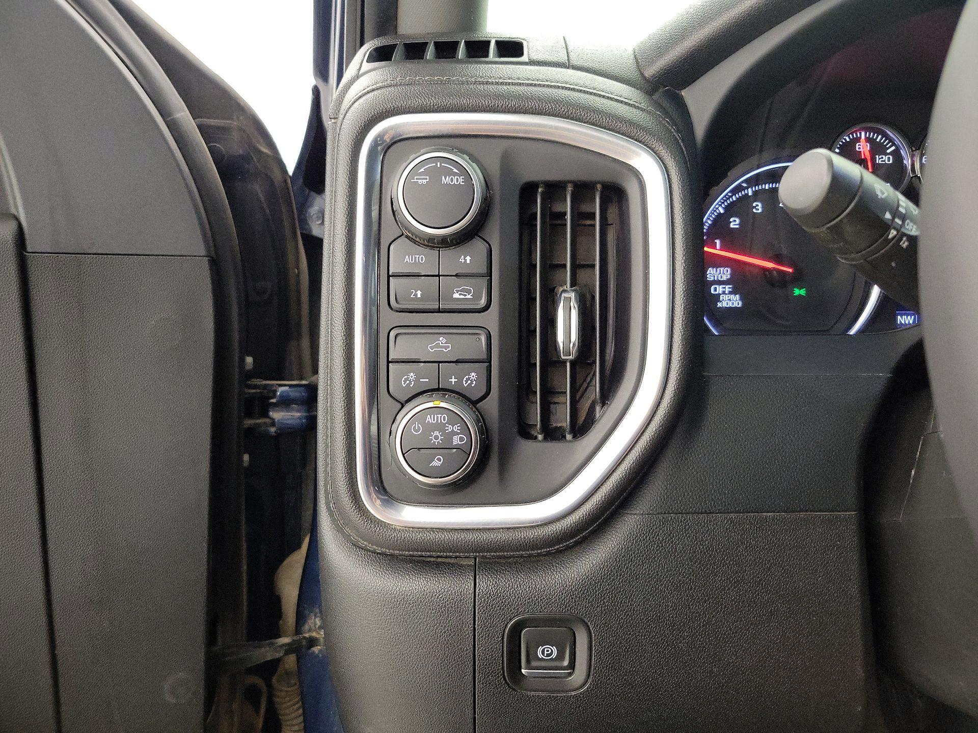 Thumbnail: 2022 Chevrolet Silverado 1500 - 13