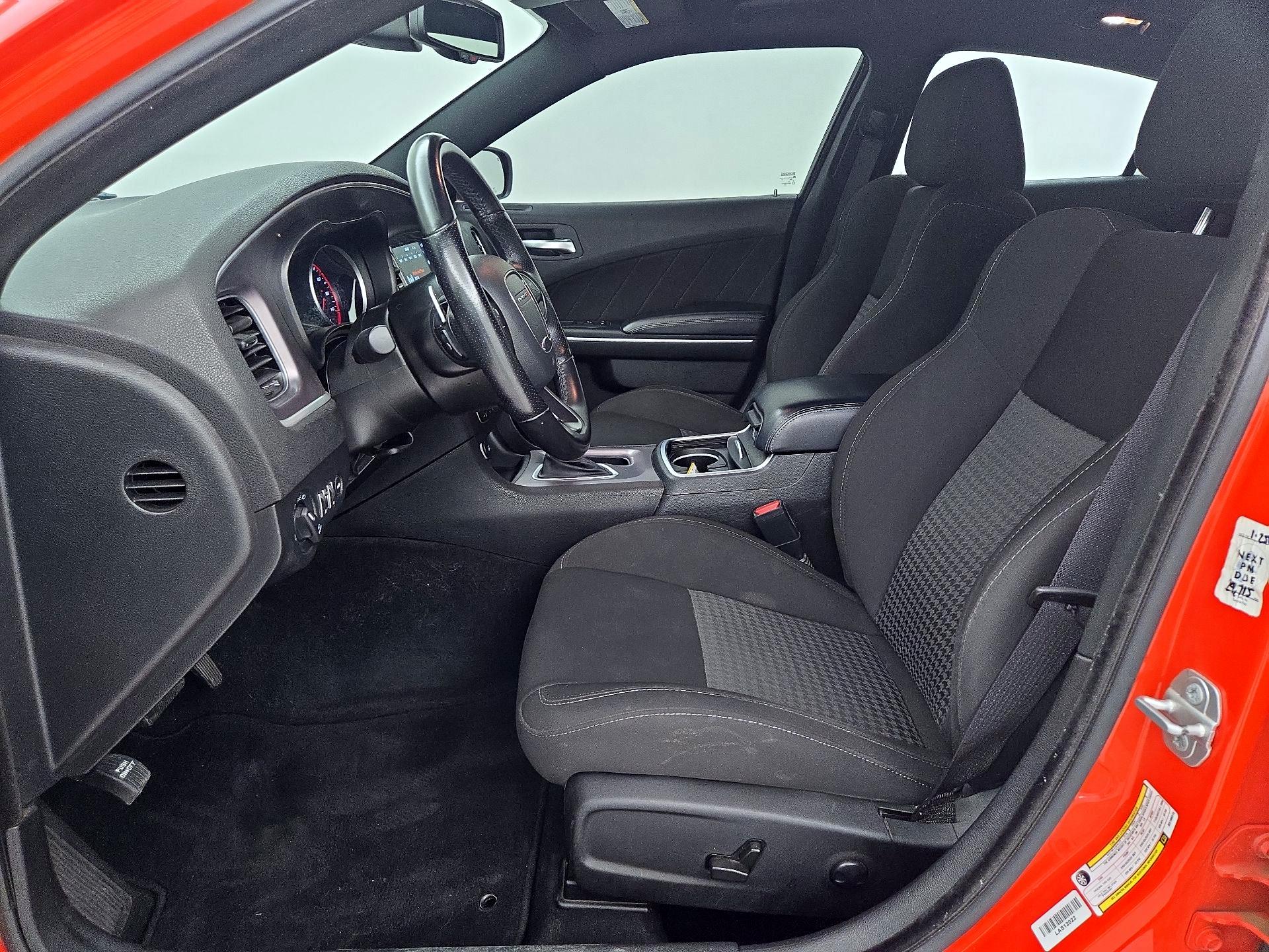 Thumbnail: 2022 Dodge Charger - 11