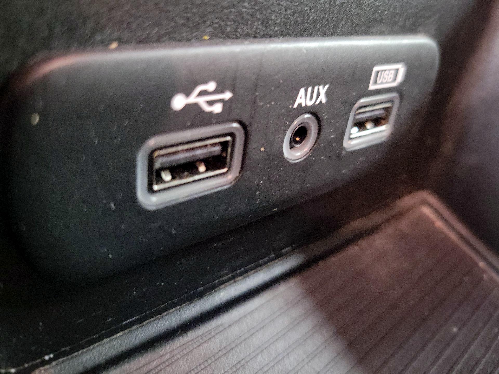 Thumbnail: 2021 RAM 1500 Classic - 18