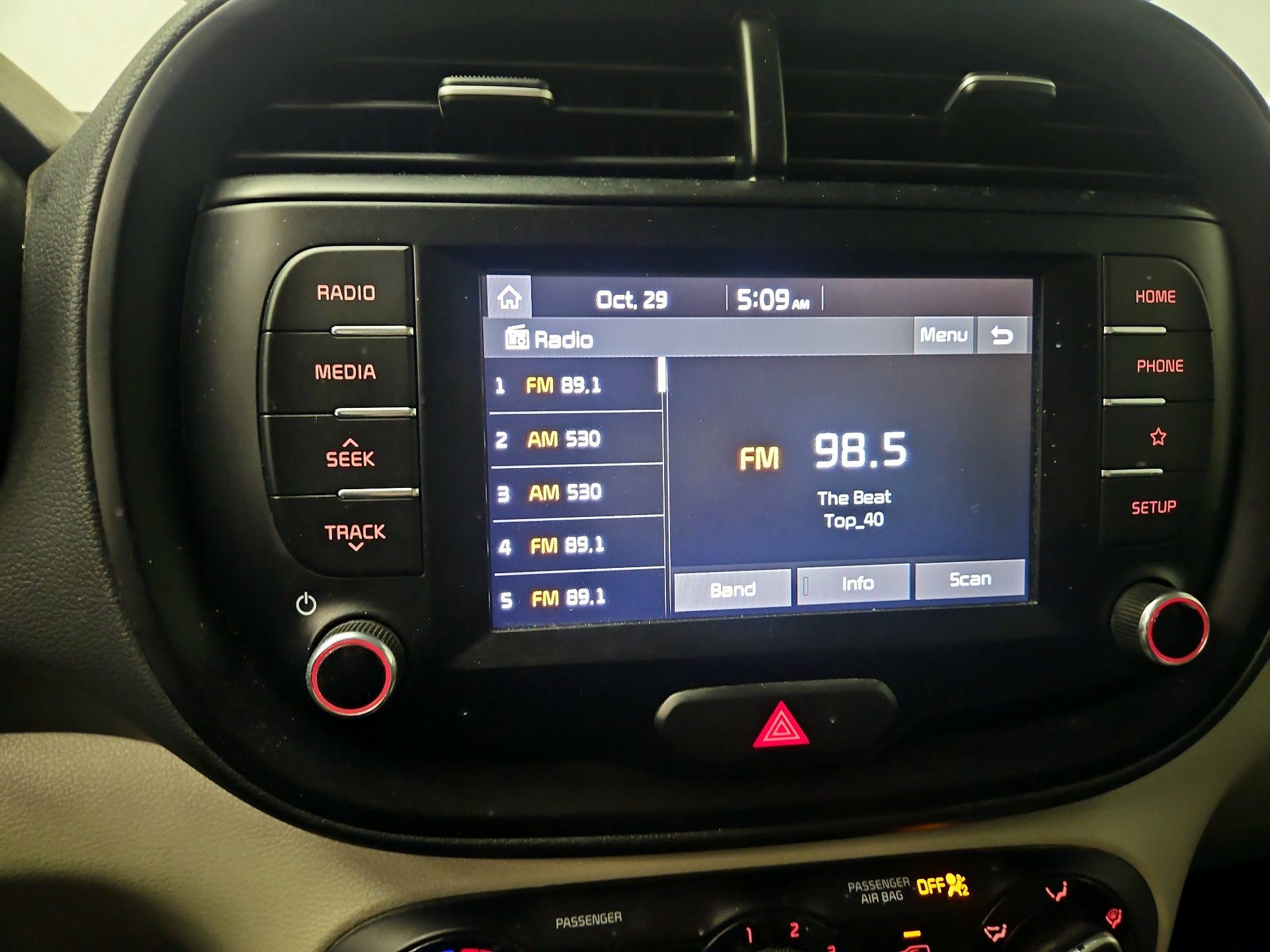 Thumbnail: 2020 Kia Soul - 15