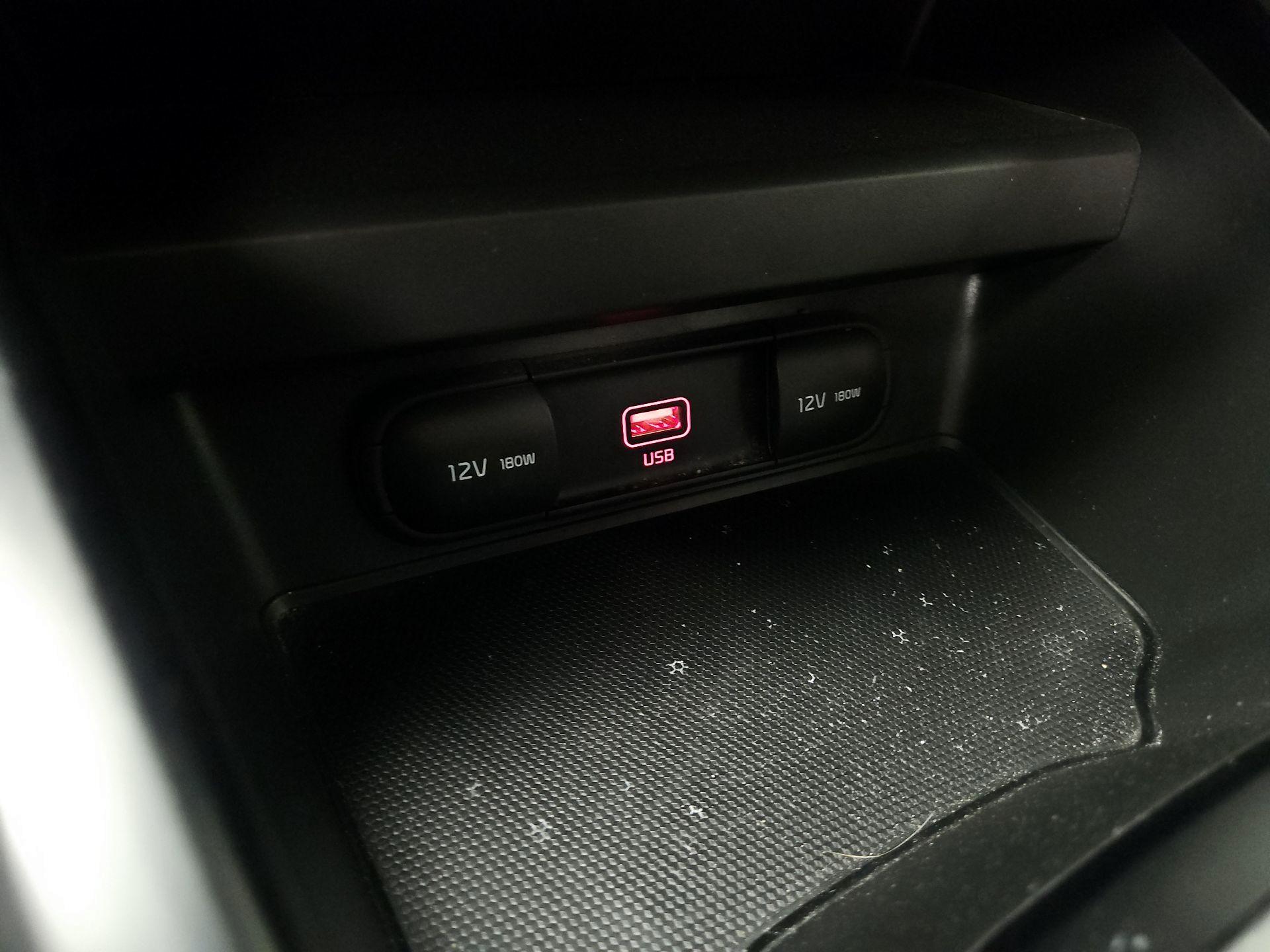 Thumbnail: 2020 Kia Soul - 18