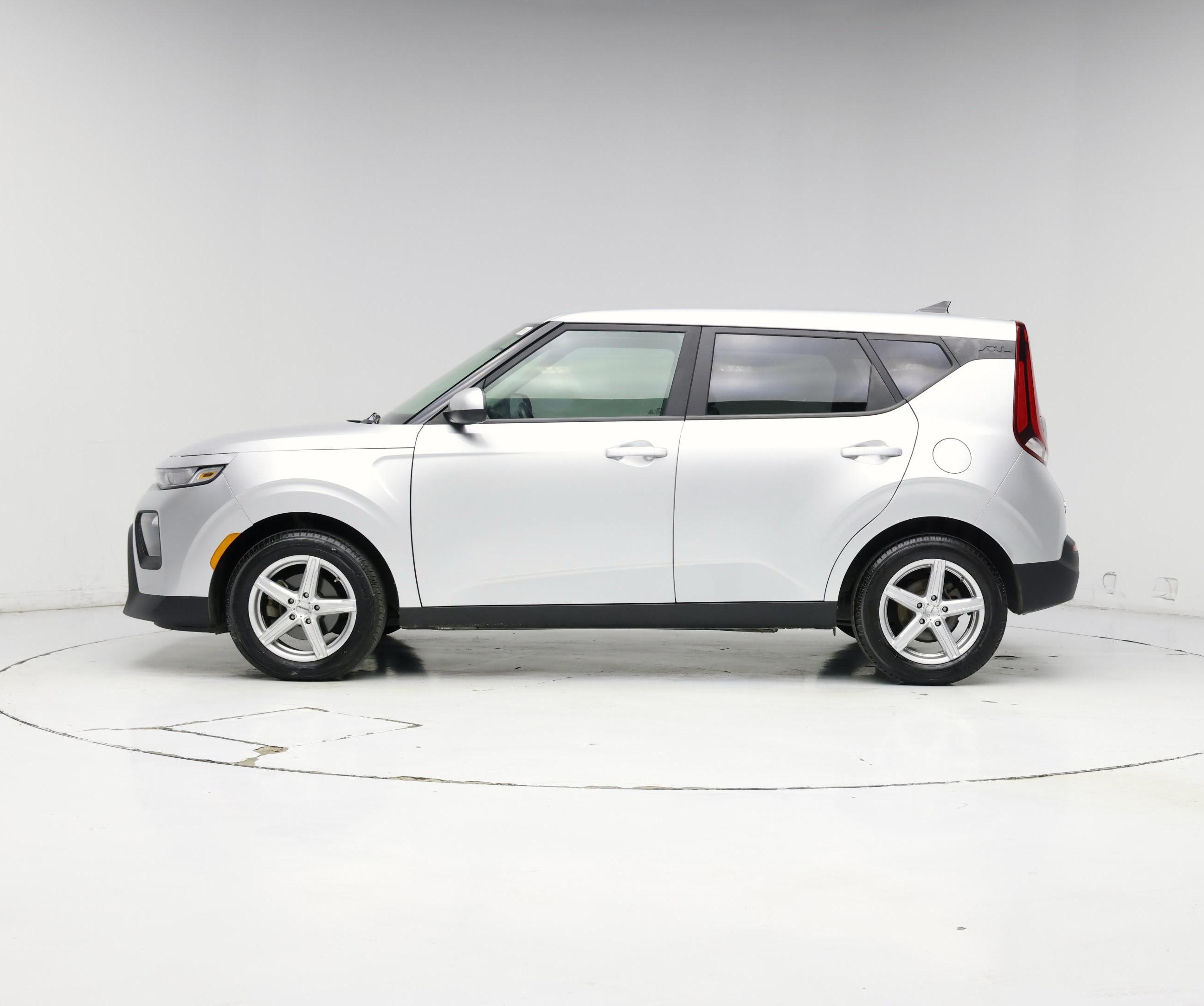 Thumbnail: 2020 Kia Soul - 3