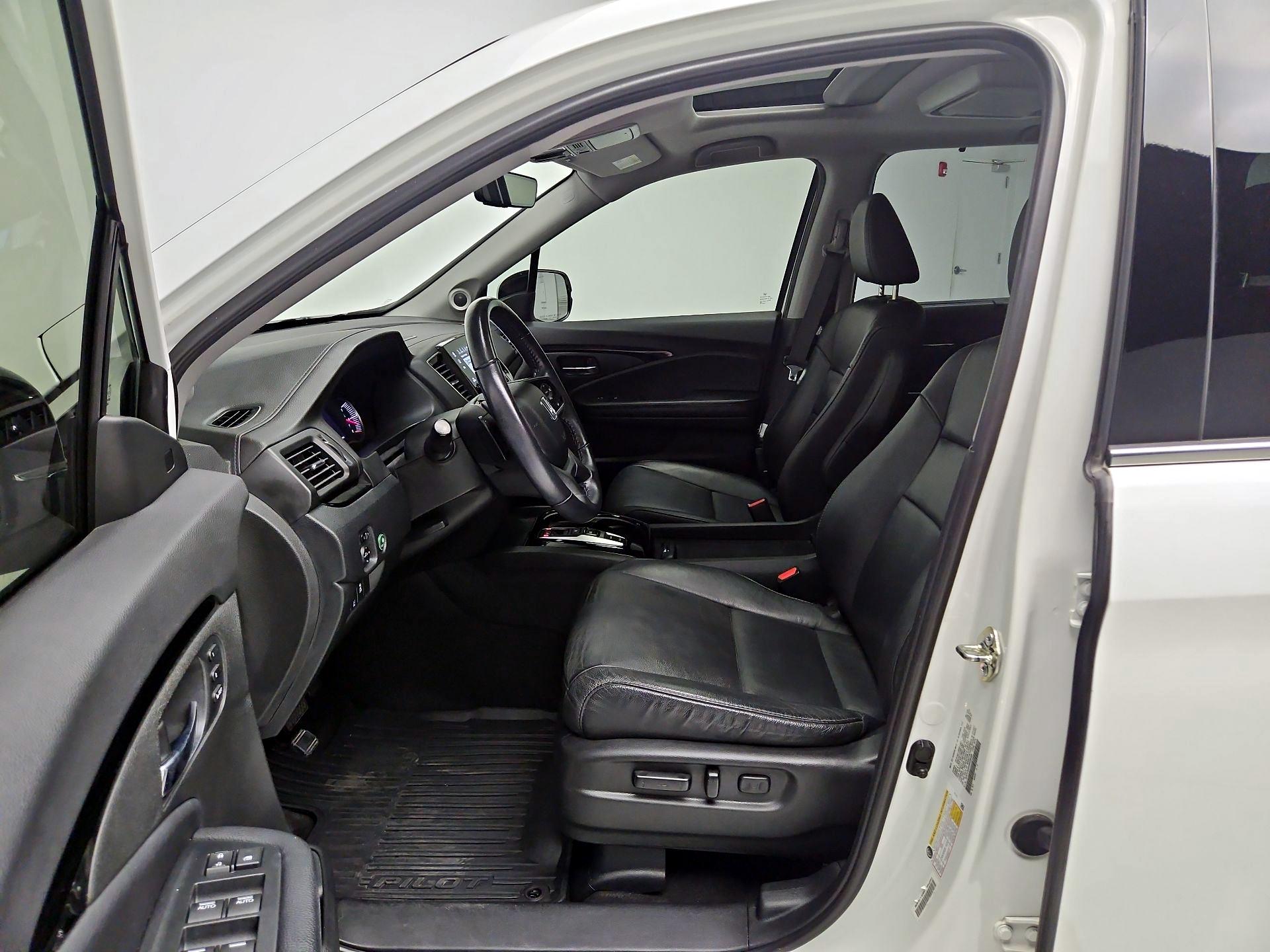 Thumbnail: 2021 Honda Pilot - 11