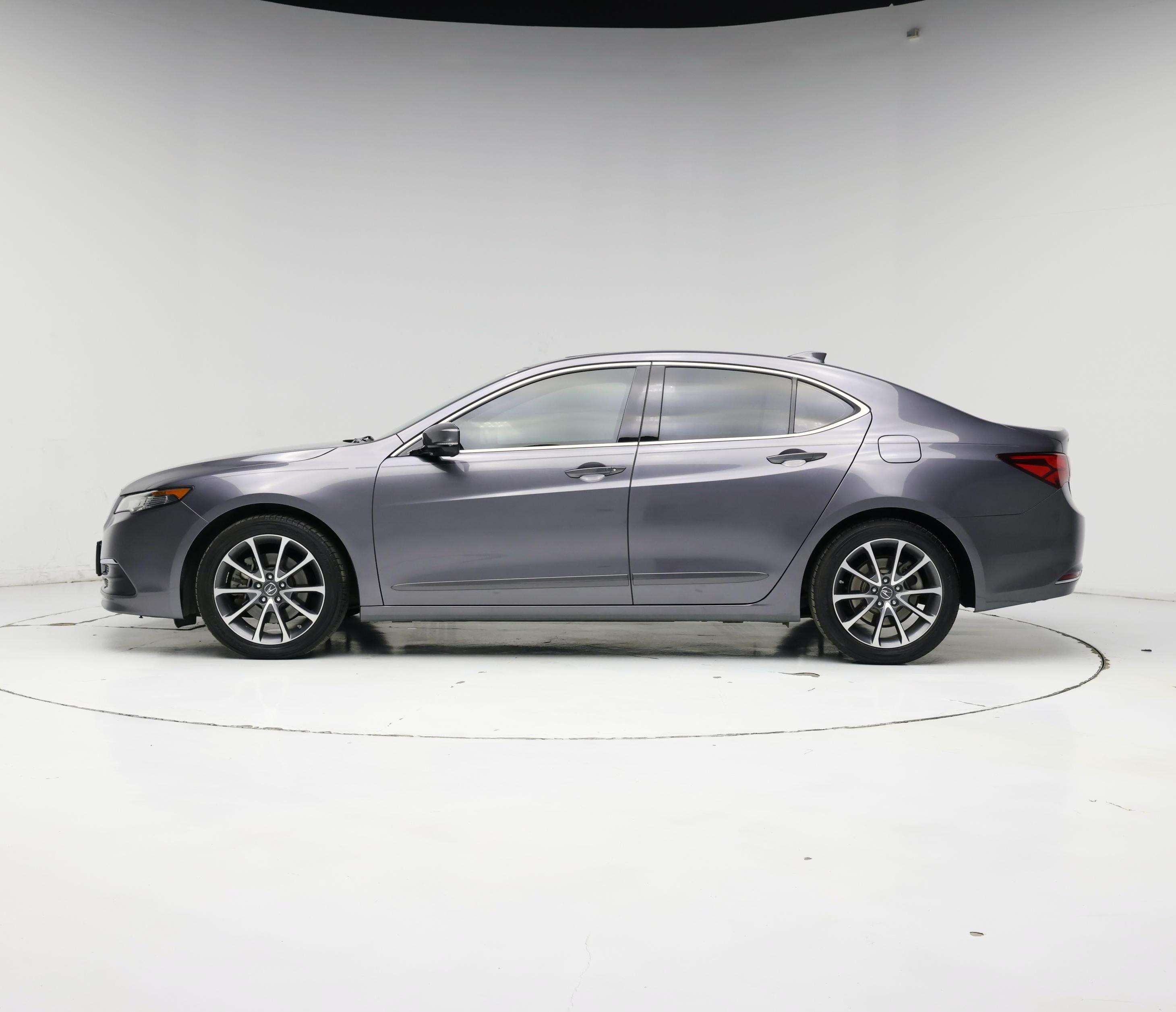 Thumbnail: 2017 Acura TLX - 3