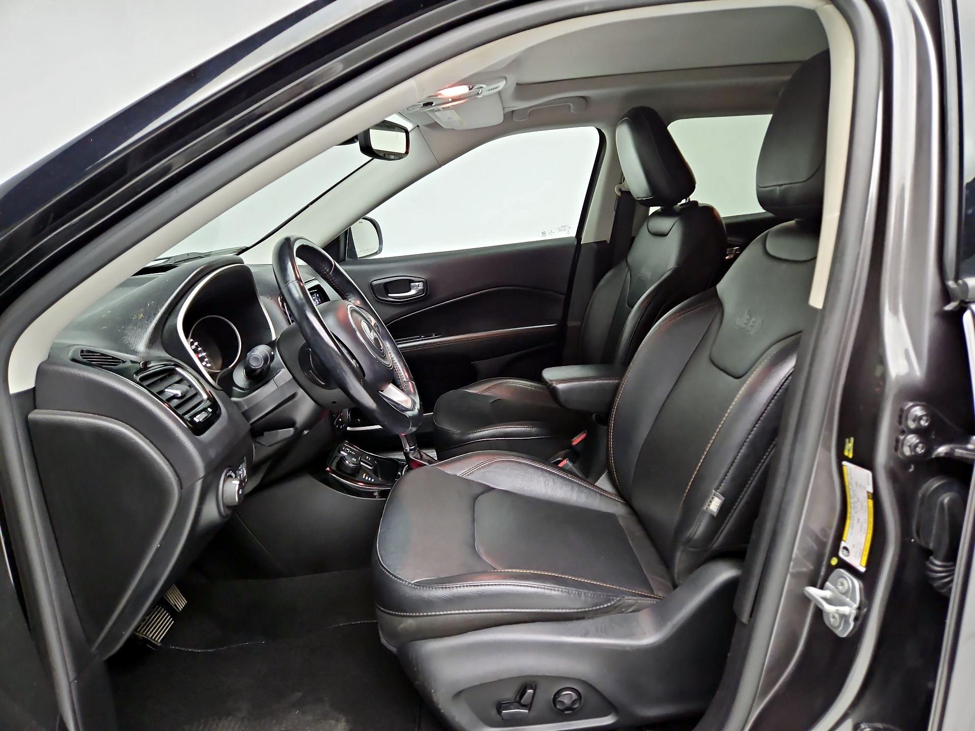 Thumbnail: 2021 Jeep Compass - 11