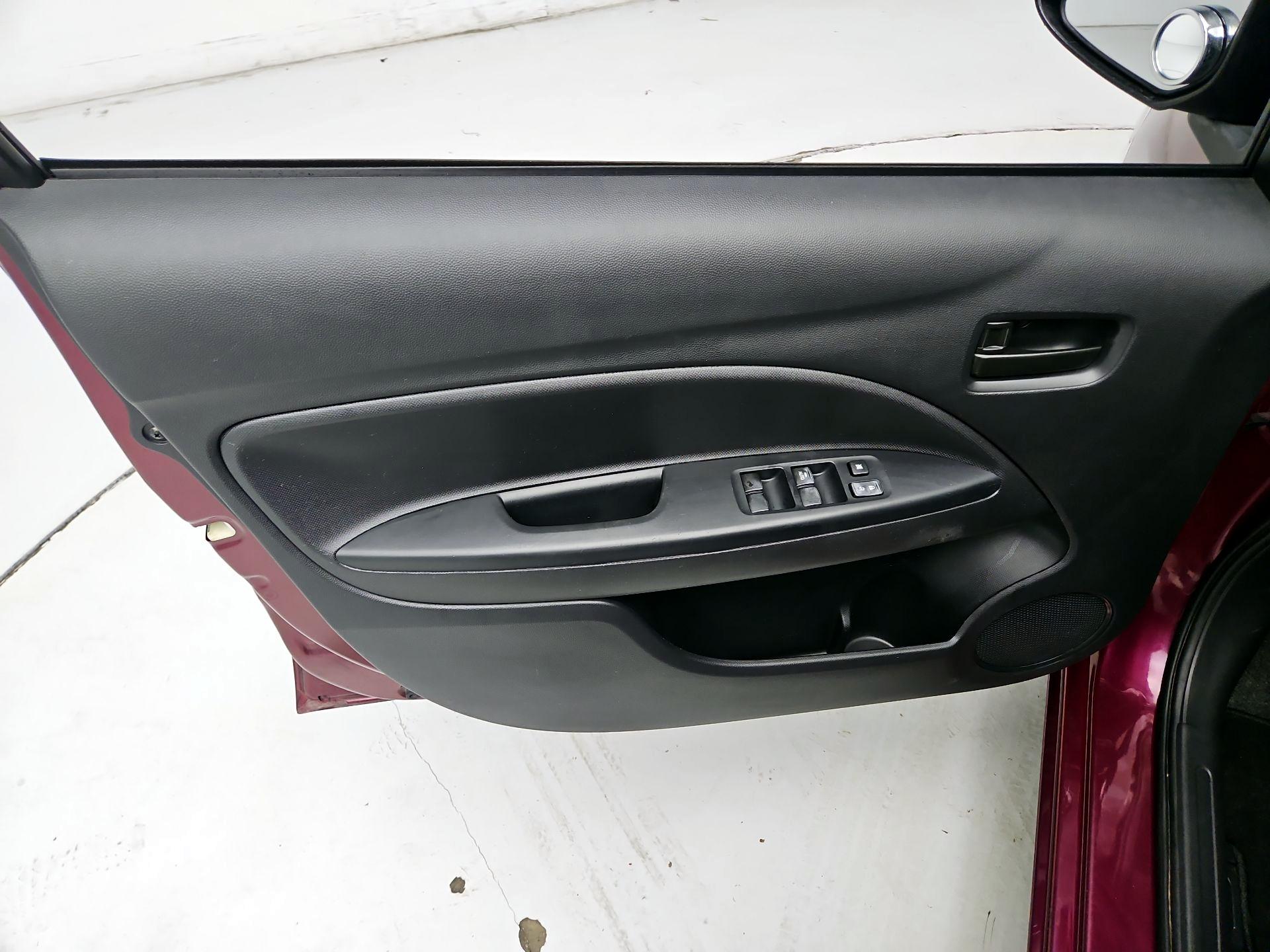 Thumbnail: 2017 Mitsubishi Mirage G4 - 12