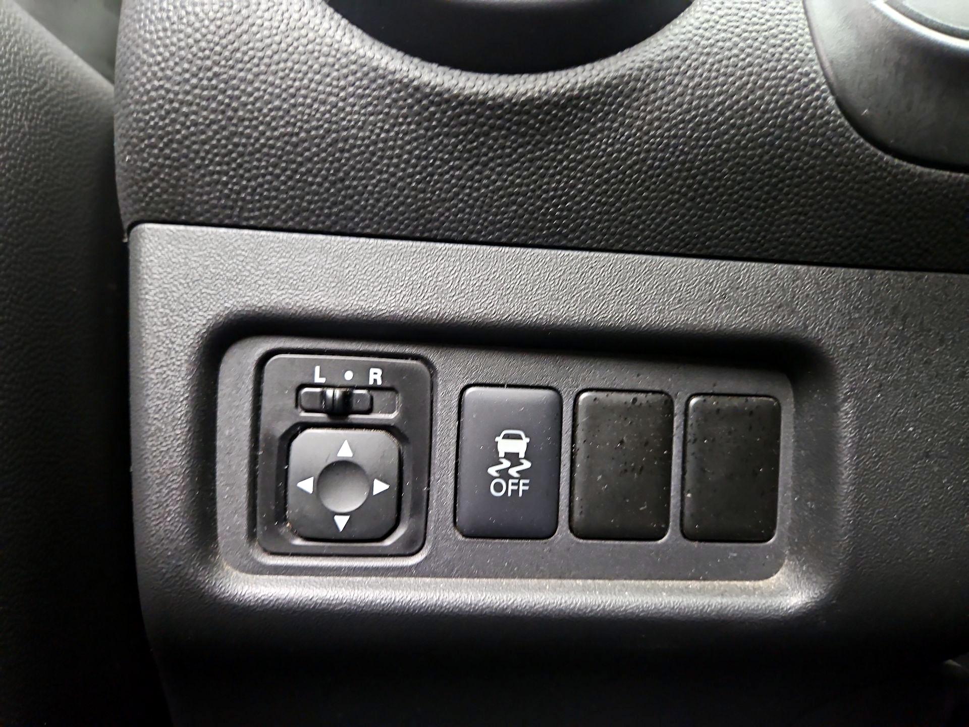 Thumbnail: 2017 Mitsubishi Mirage G4 - 13